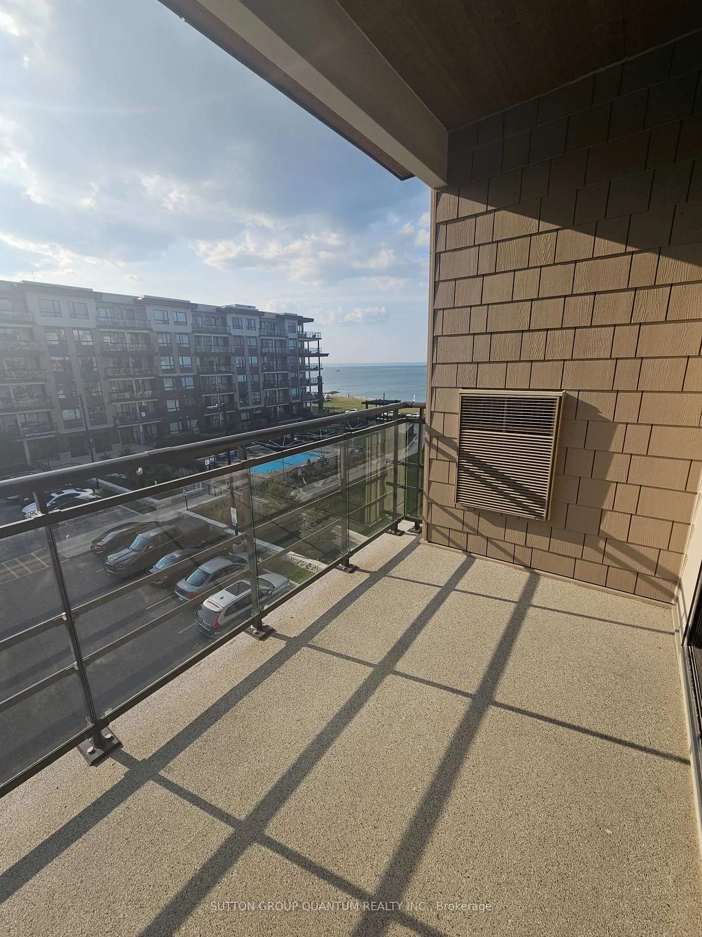 Photo 9 of Unit 415, 10 Esplanade Lane, Grimsby, Grimsby Beach — HOMEH