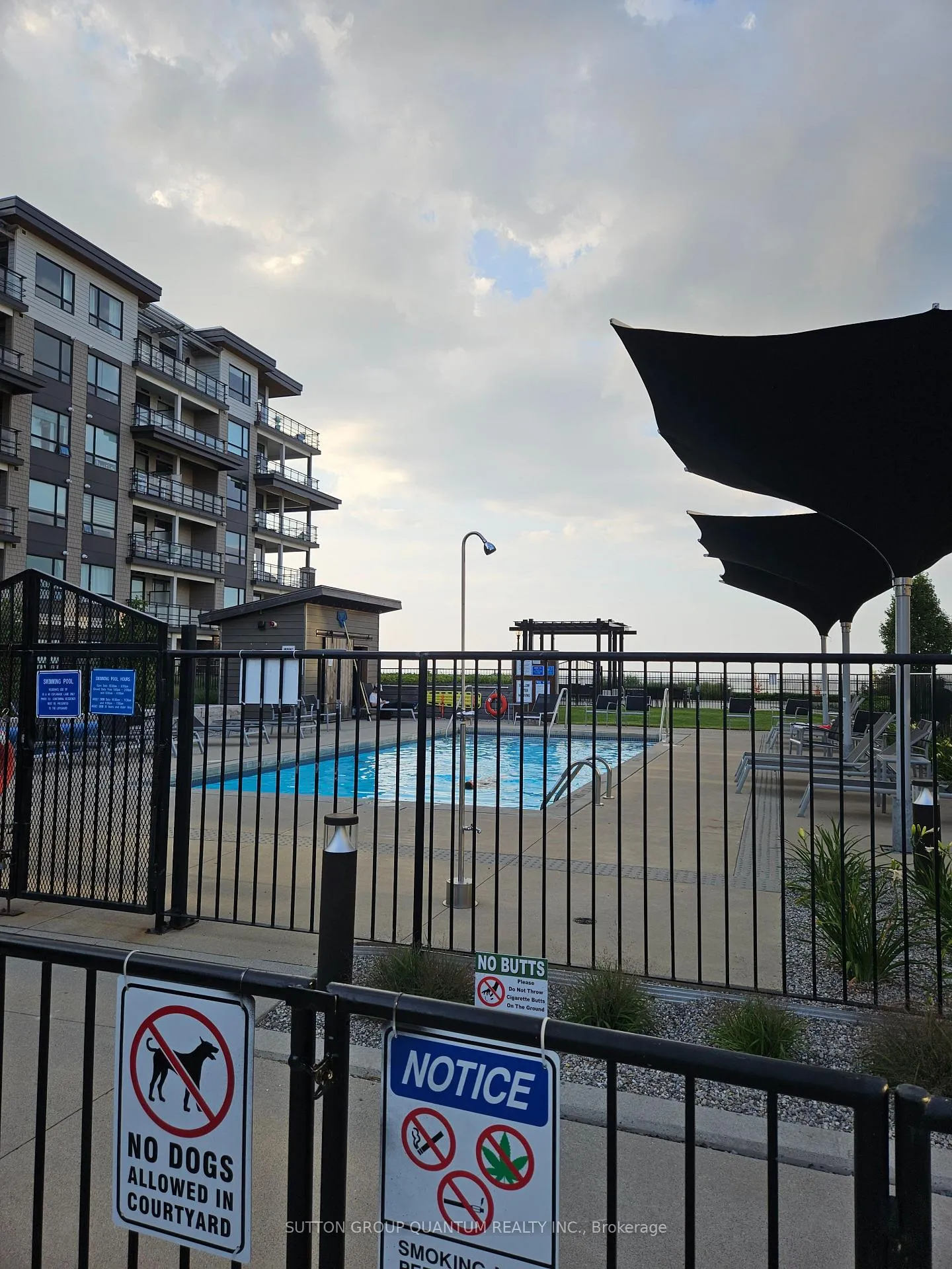 Photo 13 of Unit 415, 10 Esplanade Lane, Grimsby, Grimsby Beach — HOMEH