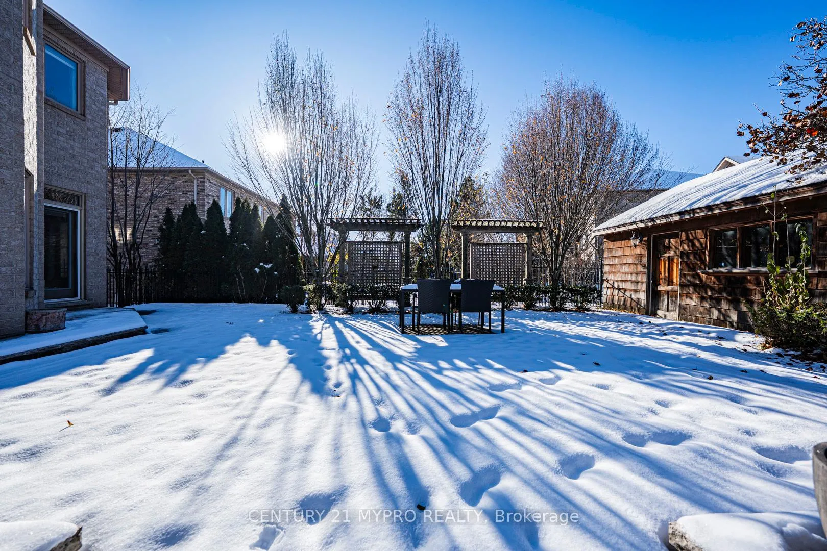 Photo 8 of 1033 Kestell Boulevard, Oakville, Joshua Creek — HOMEH