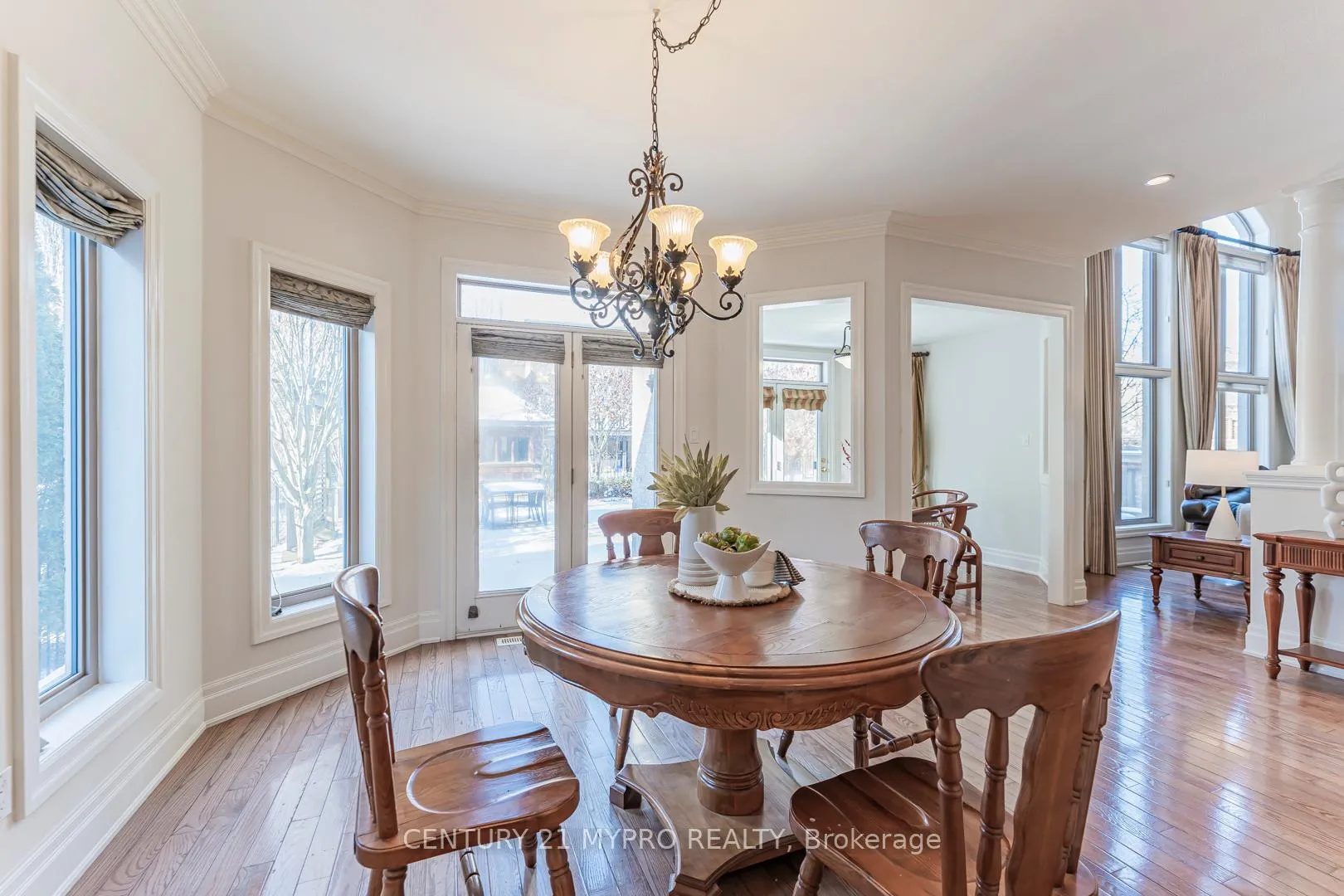 Photo 18 of 1033 Kestell Boulevard, Oakville, Joshua Creek — HOMEH