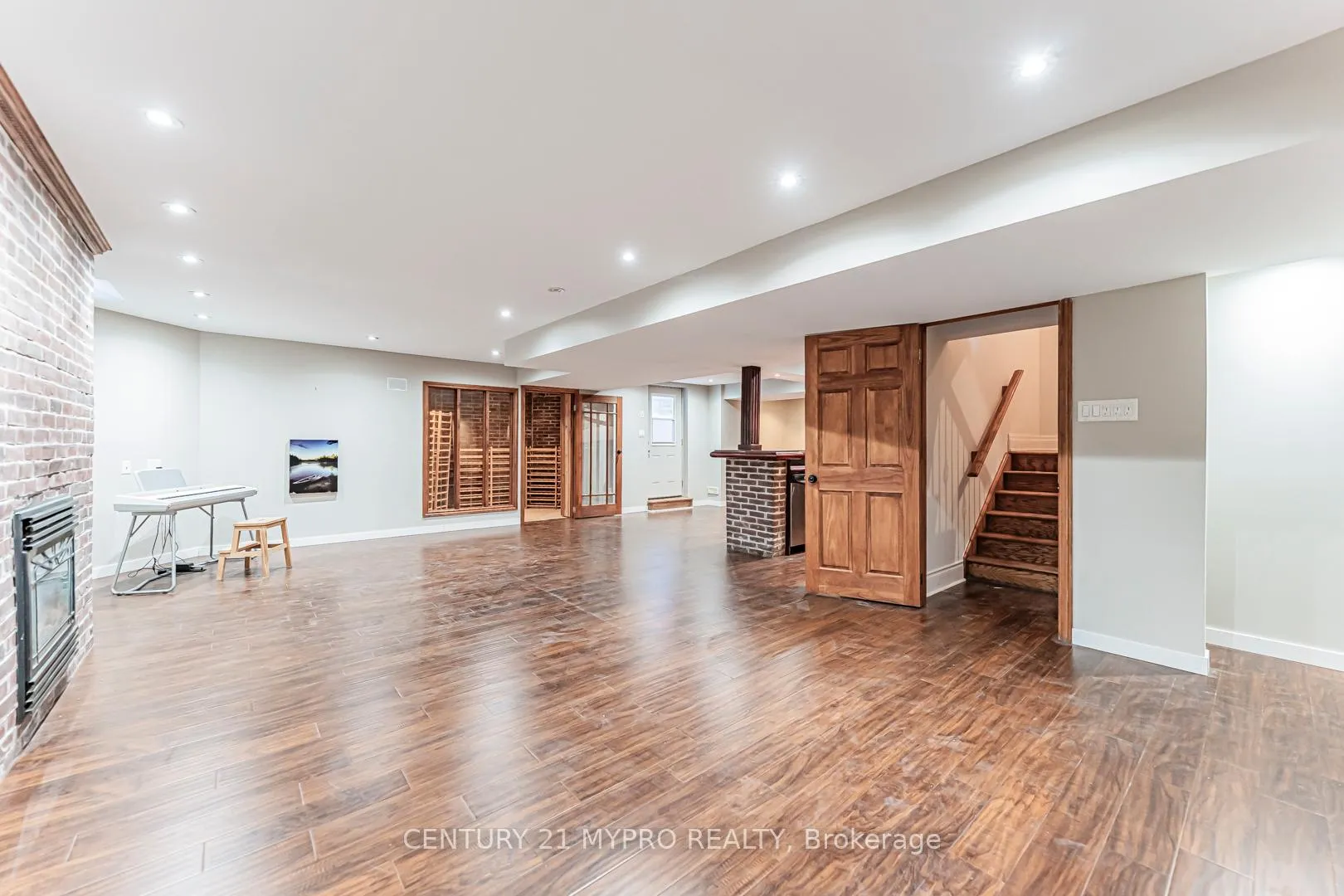 Photo 40 of 1033 Kestell Boulevard, Oakville, Joshua Creek — HOMEH