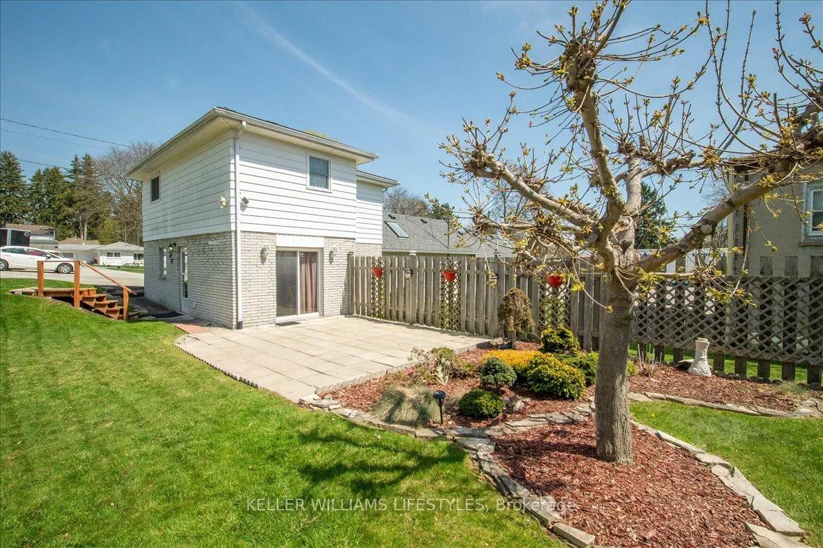 Photo 27 of 1802 Longwoods Road, Southwest Middlesex, Wardsville — HOMEH