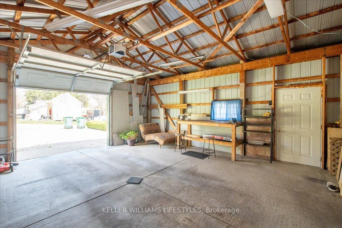 Photo 30 of 1802 Longwoods Road, Southwest Middlesex, Wardsville — HOMEH