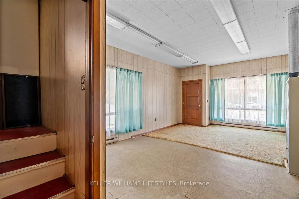 Photo 34 of 1802 Longwoods Road, Southwest Middlesex, Wardsville — HOMEH