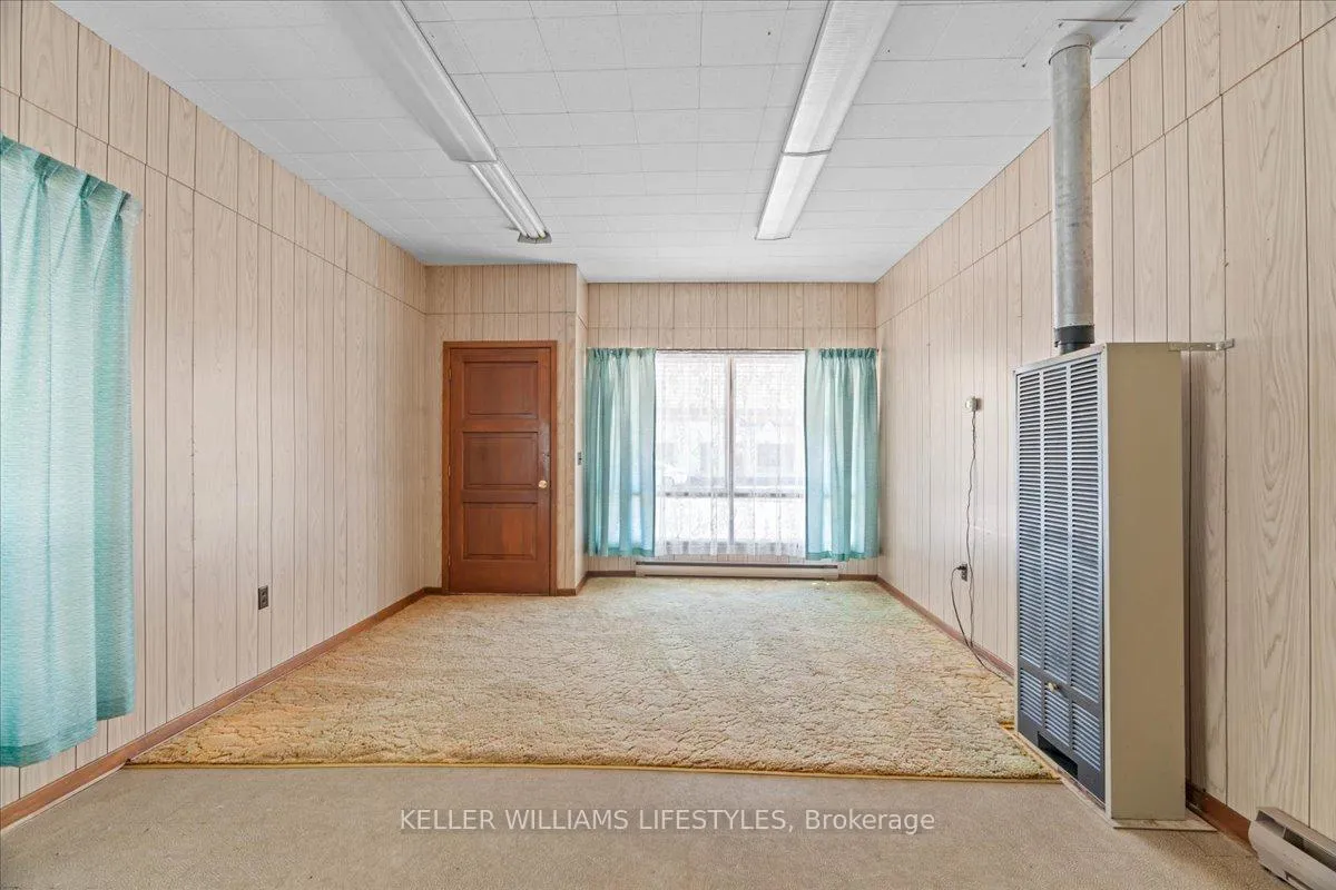 Photo 35 of 1802 Longwoods Road, Southwest Middlesex, Wardsville — HOMEH