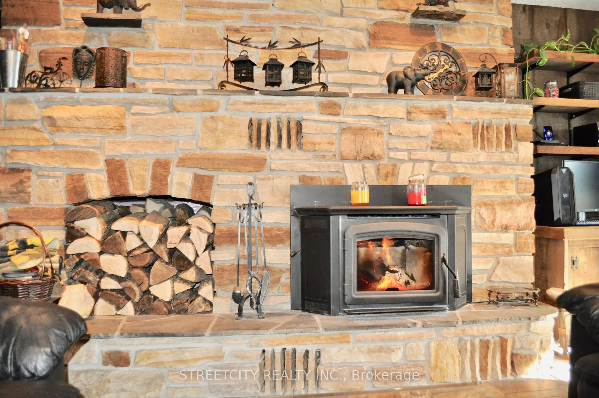Photo 11 of 6906 Wisbeach Road, Warwick — HOMEH