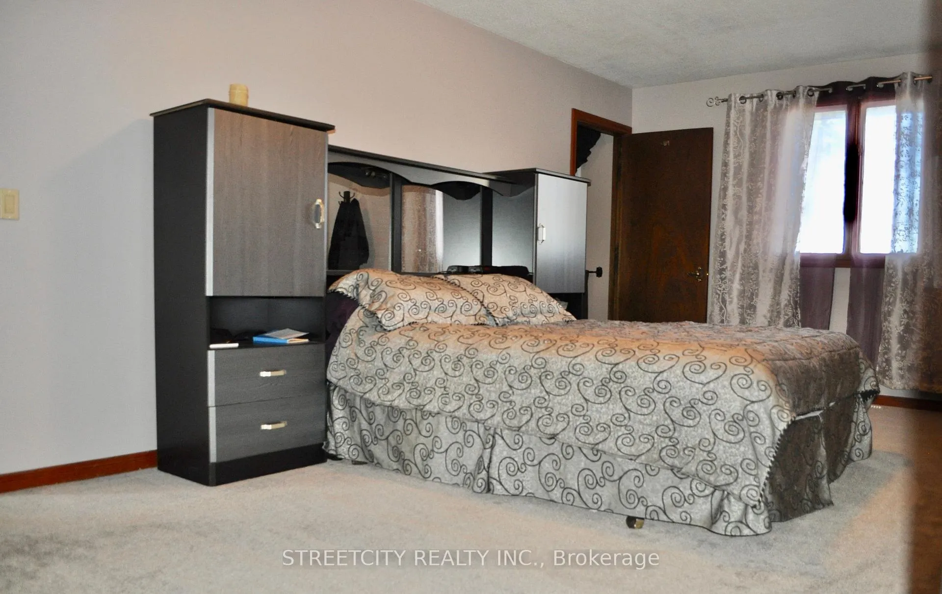 Photo 17 of 6906 Wisbeach Road, Warwick — HOMEH