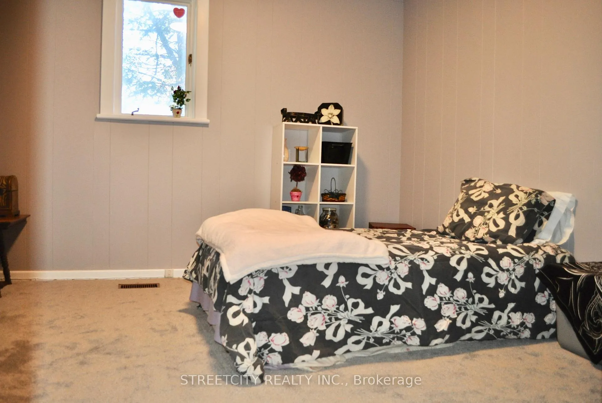 Photo 25 of 6906 Wisbeach Road, Warwick — HOMEH