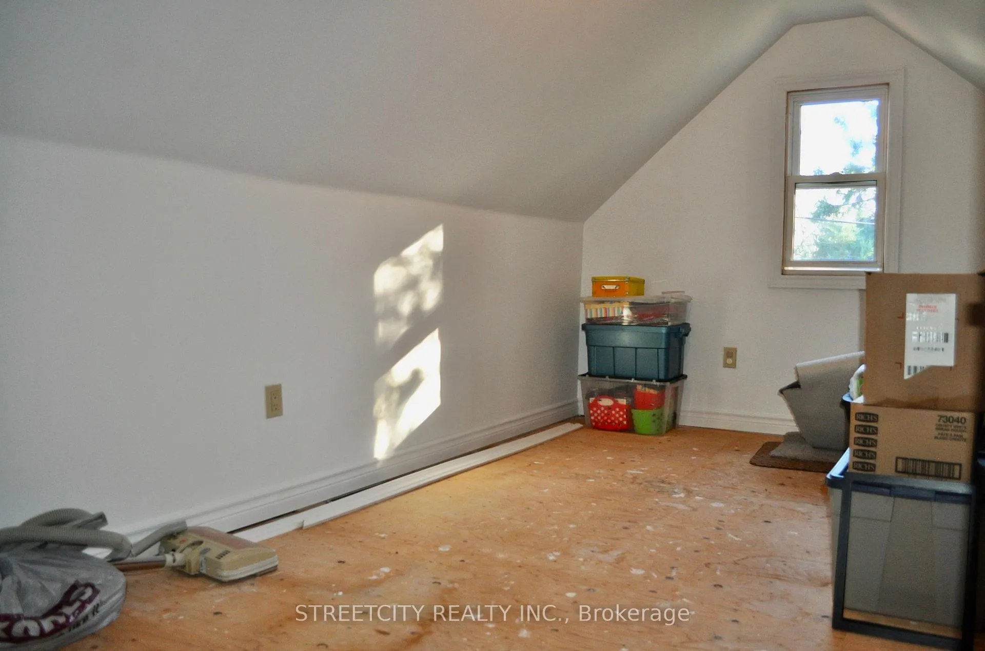 Photo 29 of 6906 Wisbeach Road, Warwick — HOMEH