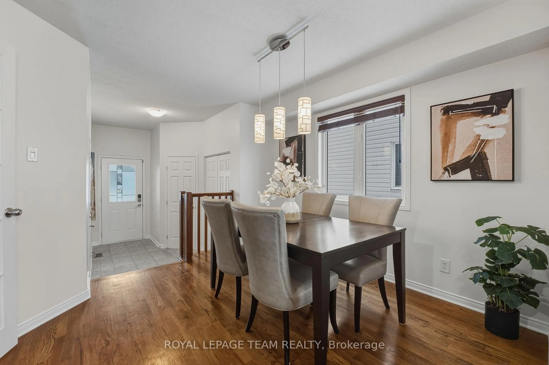 Photo 6 of 224 Opus Street, Ottawa, Kanata - Emerald Meadows/Trailwest — HOMEH