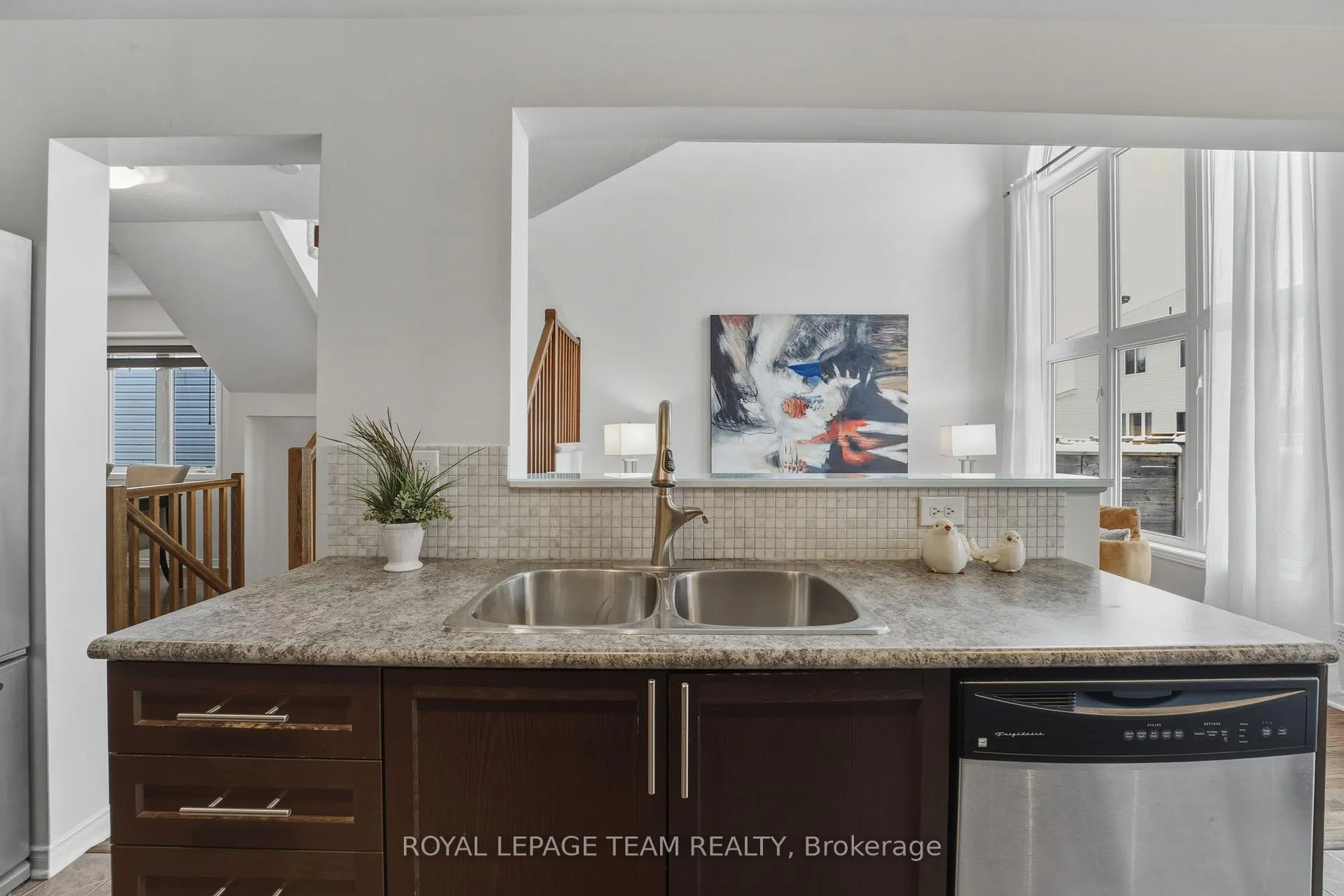 Photo 21 of 224 Opus Street, Ottawa, Kanata - Emerald Meadows/Trailwest — HOMEH