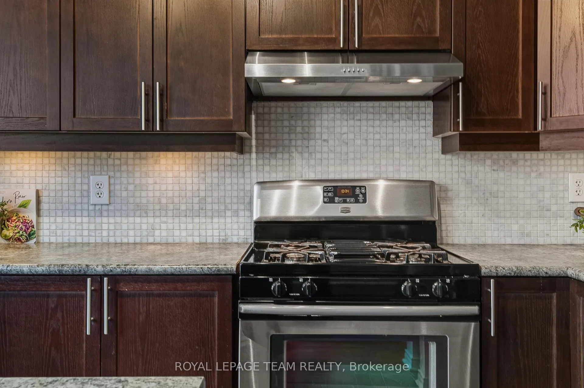 Photo 22 of 224 Opus Street, Ottawa, Kanata - Emerald Meadows/Trailwest — HOMEH
