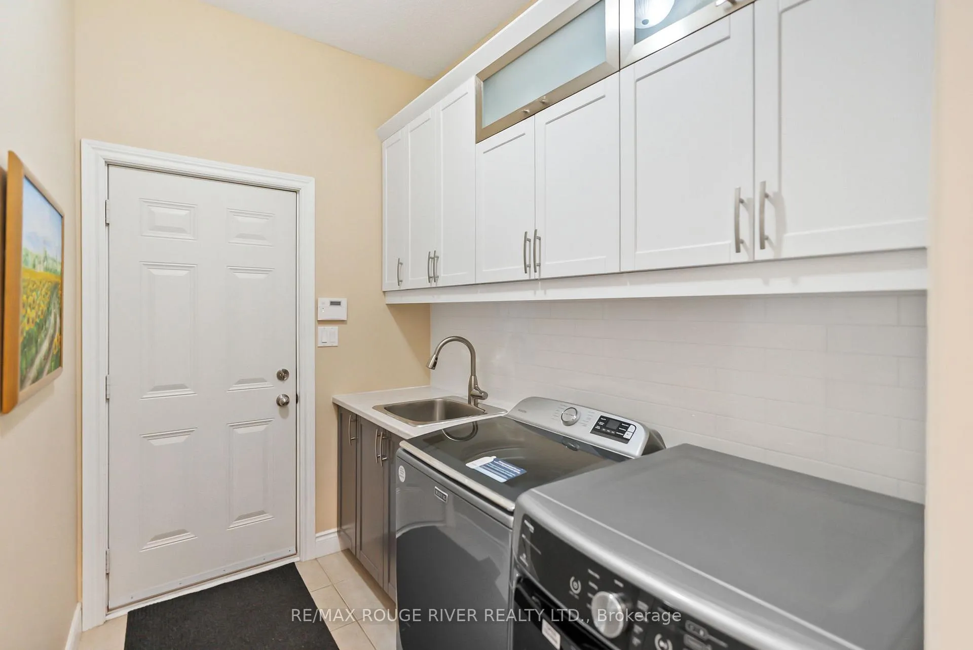 Photo 20 of 350 Raike Drive, Oshawa, Kedron — HOMEH