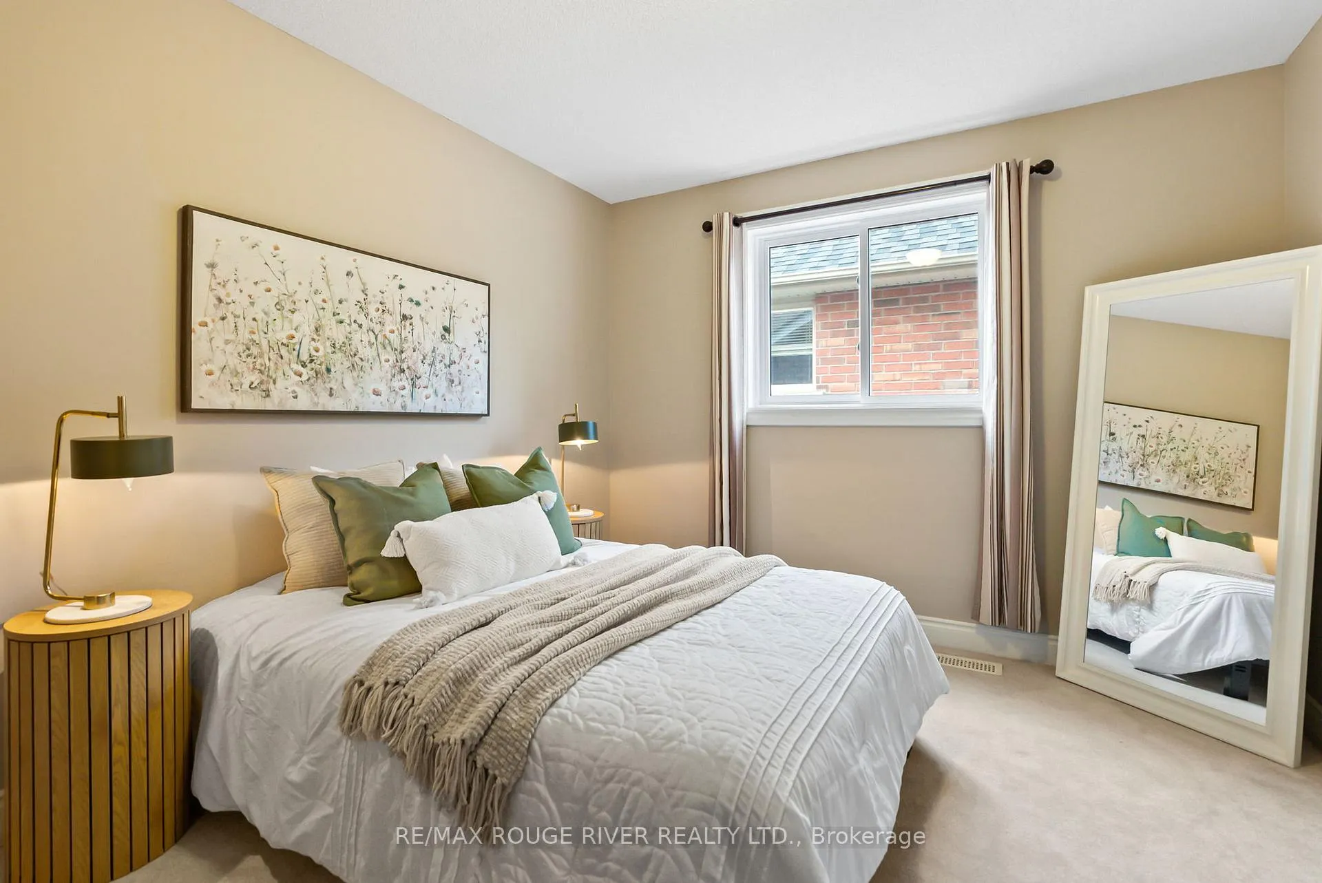 Photo 32 of 350 Raike Drive, Oshawa, Kedron — HOMEH