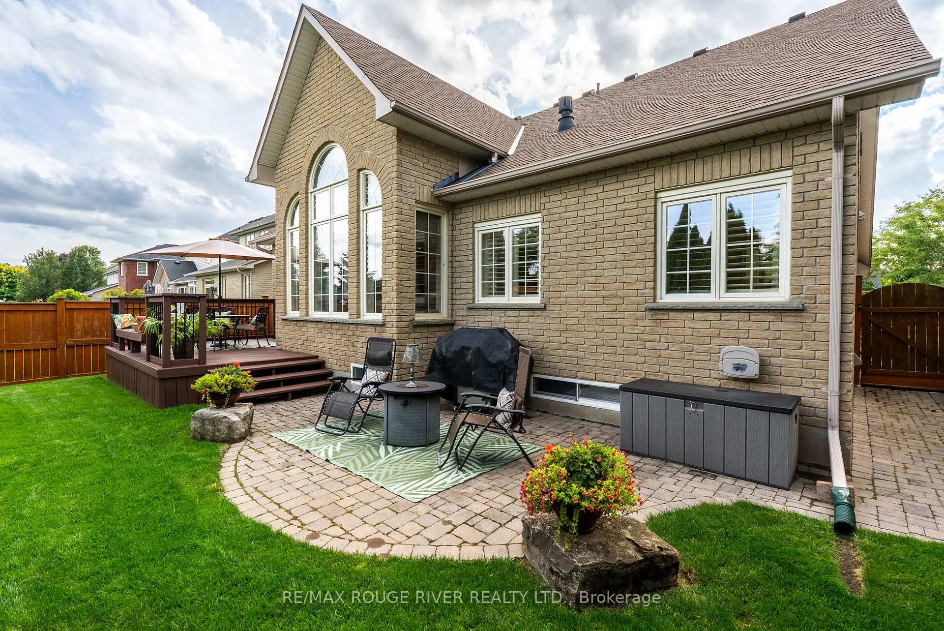 Photo 40 of 350 Raike Drive, Oshawa, Kedron — HOMEH