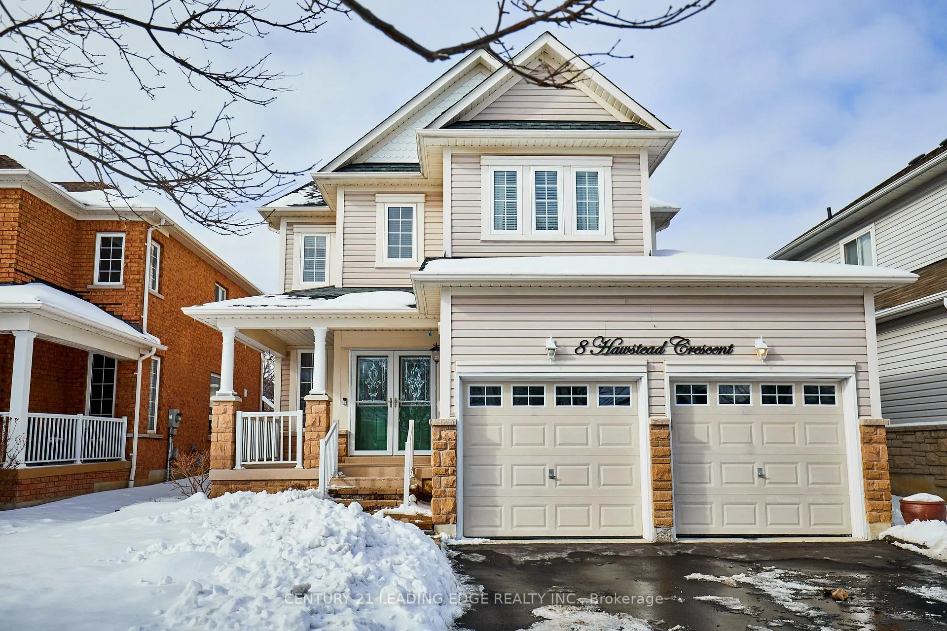 Photo 2 of 8 Hawstead Crescent, Whitby, Brooklin — HOMEH