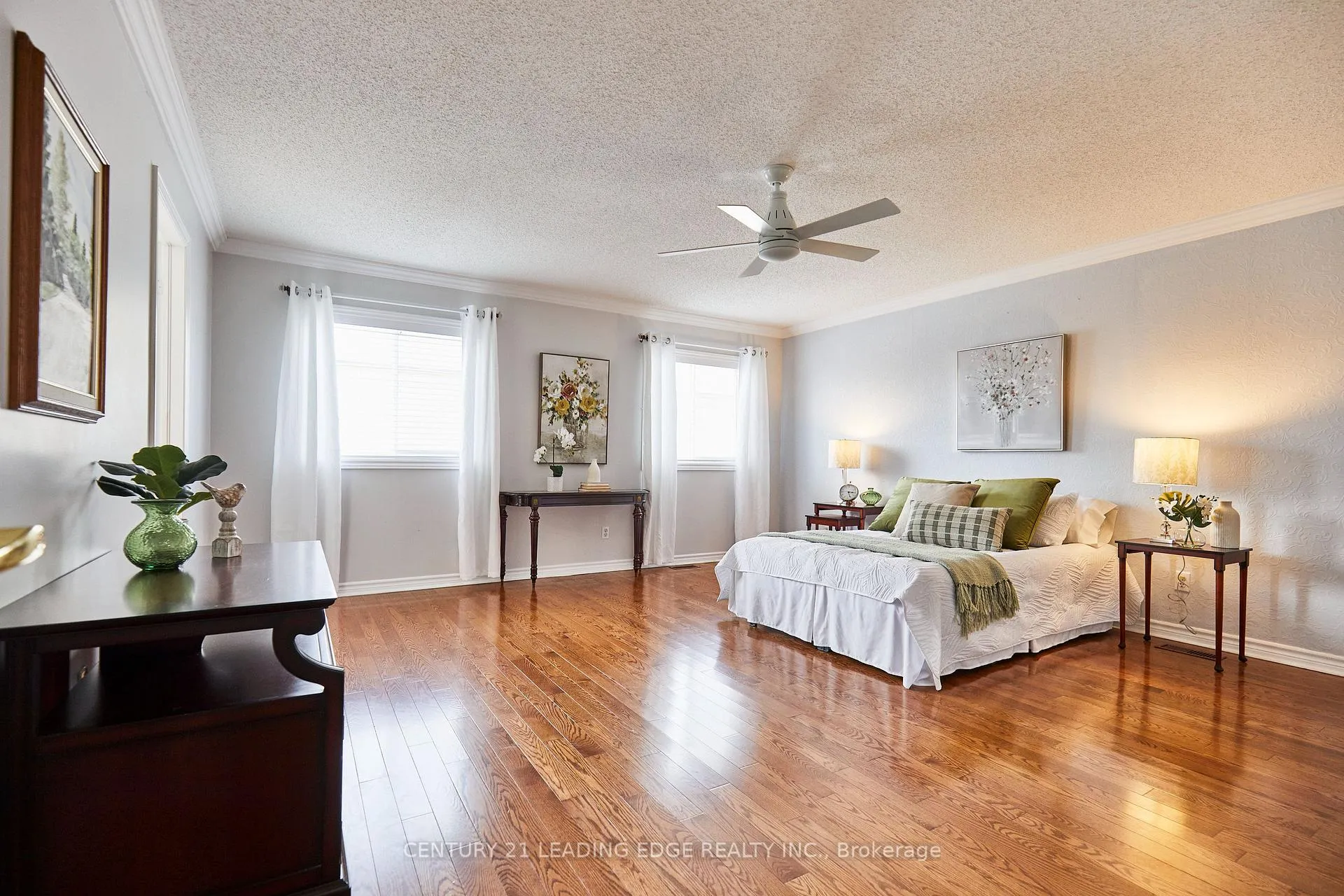 Photo 16 of 8 Hawstead Crescent, Whitby, Brooklin — HOMEH