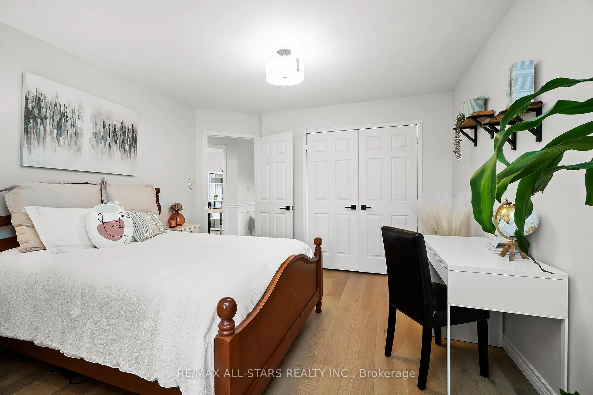 Photo 29 of 28 White Cedar Drive, Markham, Legacy — HOMEH
