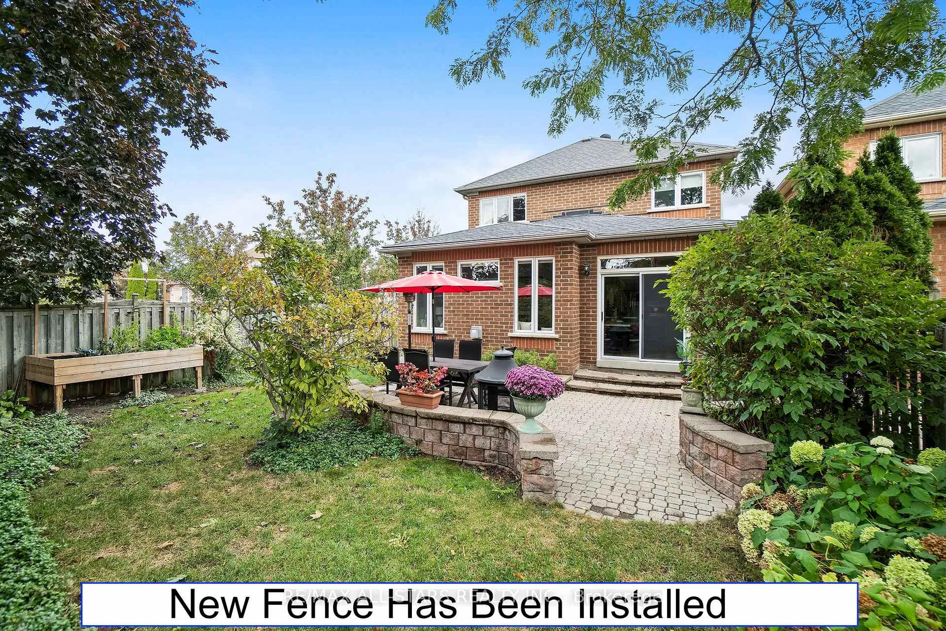 Photo 39 of 28 White Cedar Drive, Markham, Legacy — HOMEH