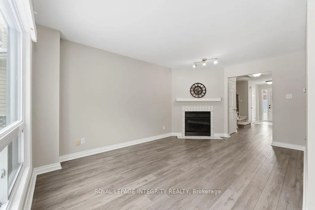 Photo 6 of 34 Furlong Crescent, Ottawa, Kanata - Bridlewood — HOMEH