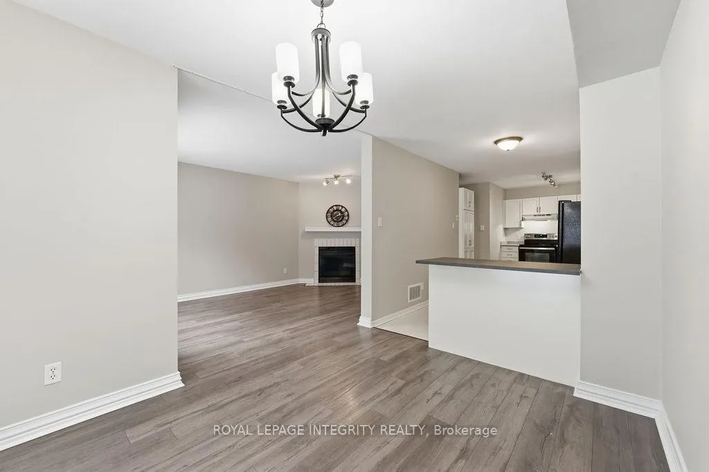 Photo 8 of 34 Furlong Crescent, Ottawa, Kanata - Bridlewood — HOMEH