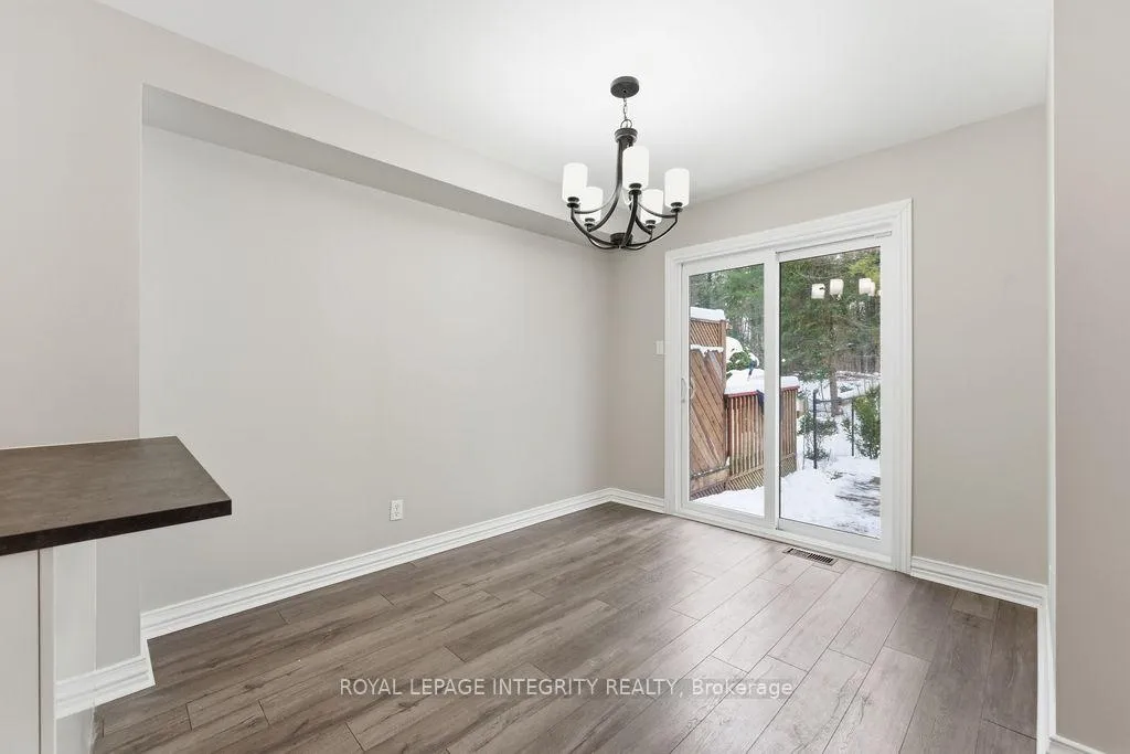Photo 12 of 34 Furlong Crescent, Ottawa, Kanata - Bridlewood — HOMEH