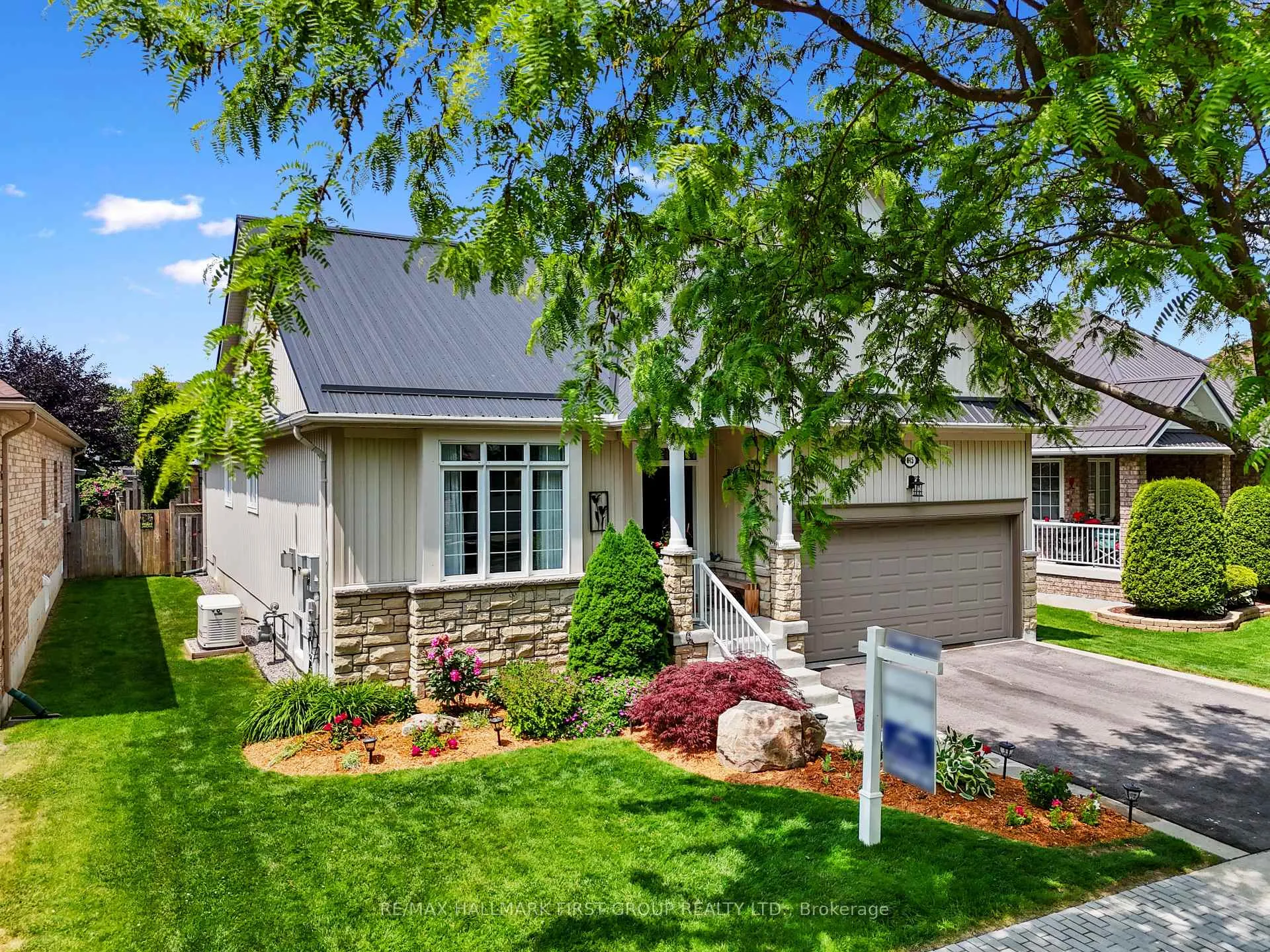 Photo 2 of 815 Rutherford Street, Cobourg — HOMEH