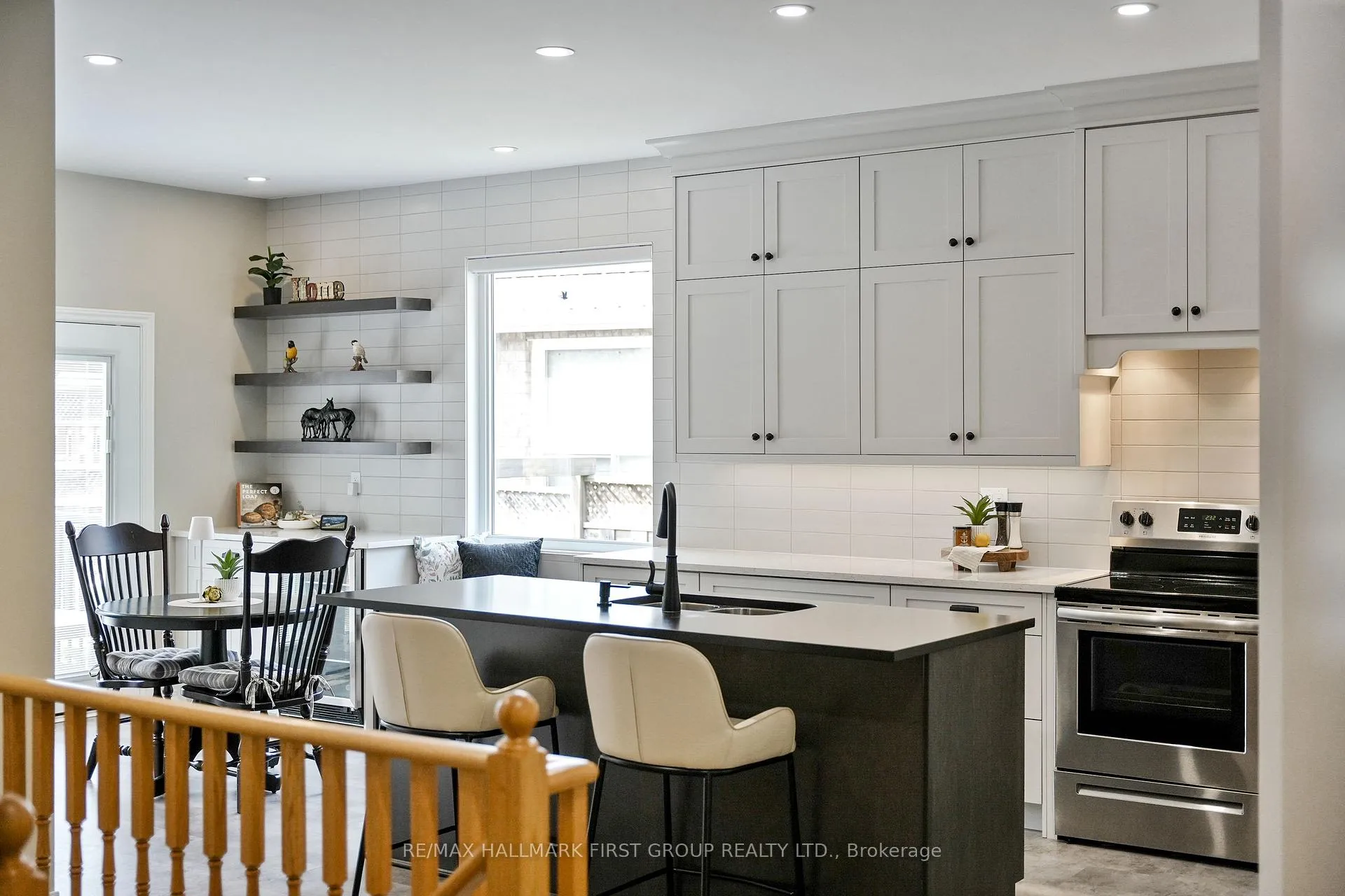 Photo 9 of 815 Rutherford Street, Cobourg — HOMEH