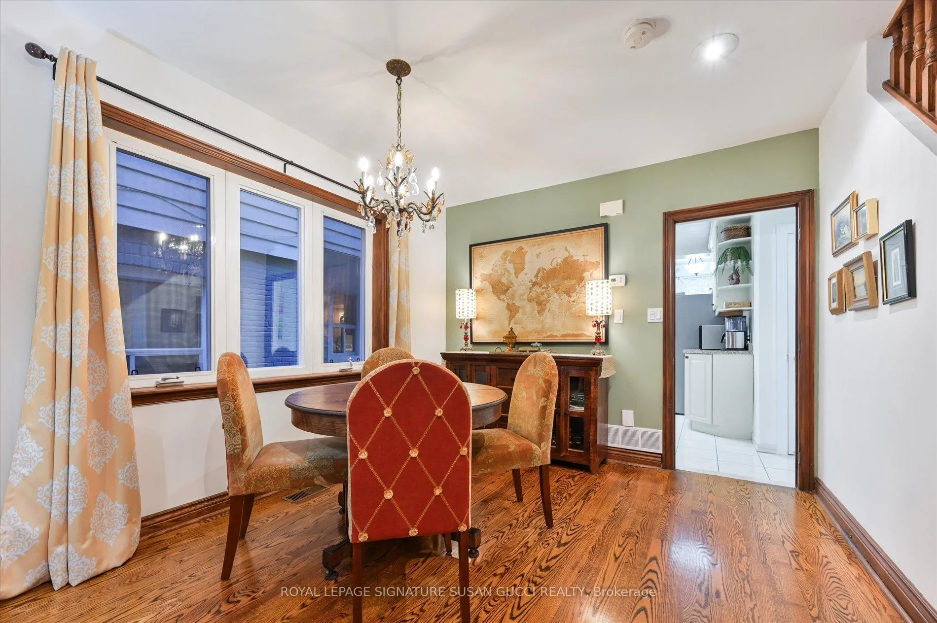 Photo 8 of 186 Gledhill Avenue, Toronto, Woodbine-Lumsden — HOMEH