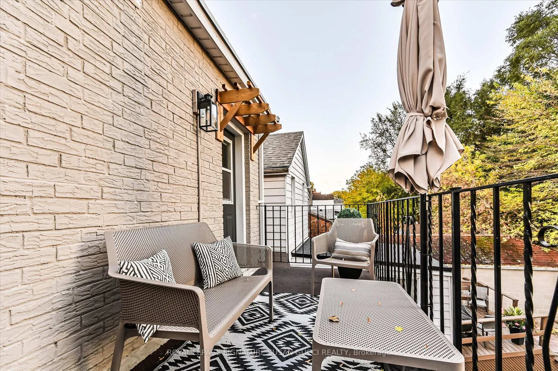 Photo 18 of 186 Gledhill Avenue, Toronto, Woodbine-Lumsden — HOMEH