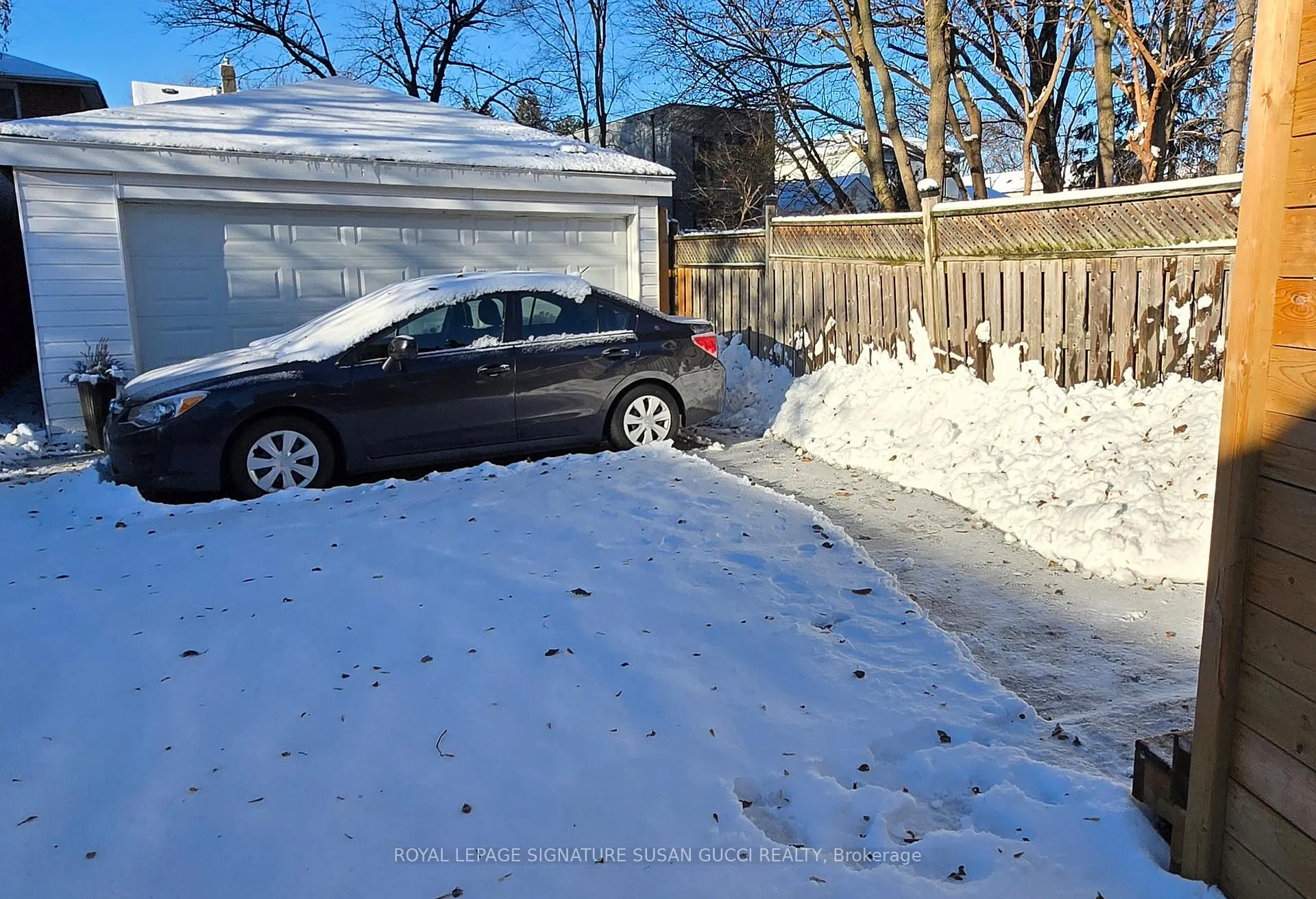 Photo 27 of 186 Gledhill Avenue, Toronto, Woodbine-Lumsden — HOMEH