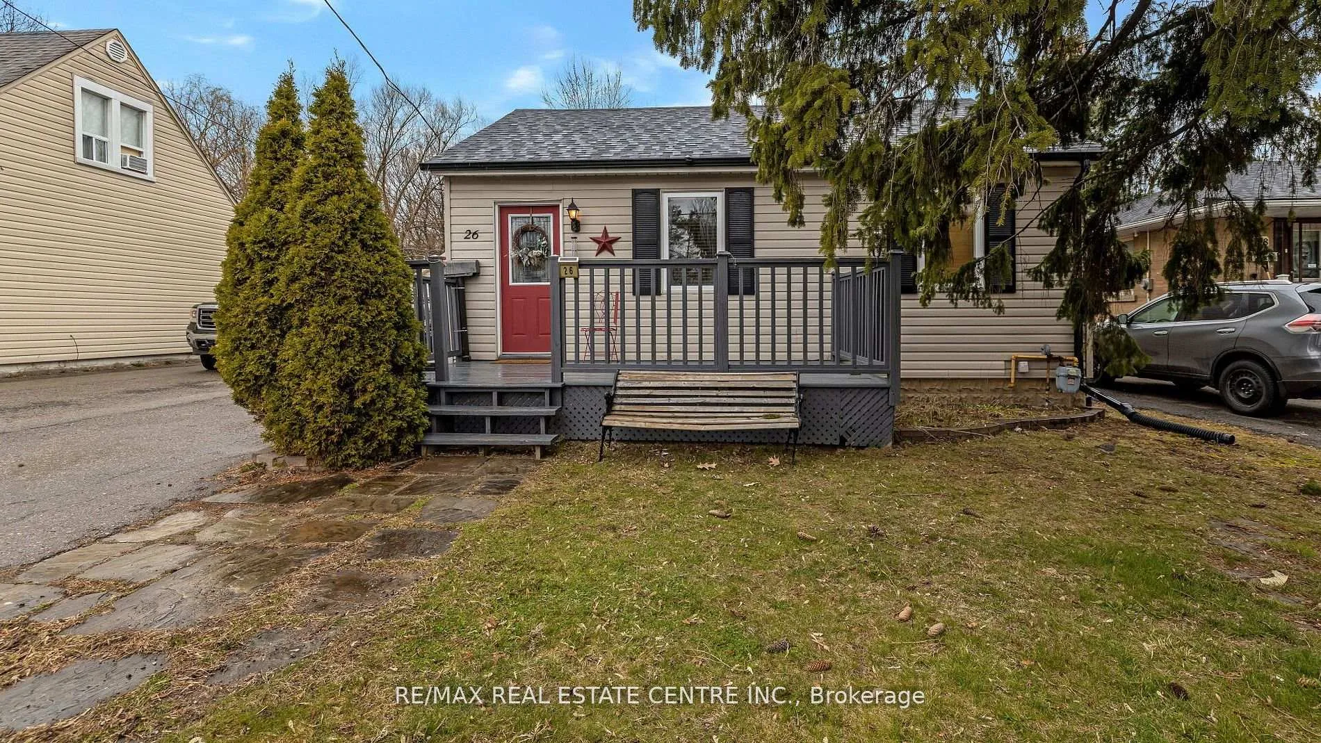 Photo 2 of 26 Clarence Street, Brampton, Downtown Brampton — HOMEH