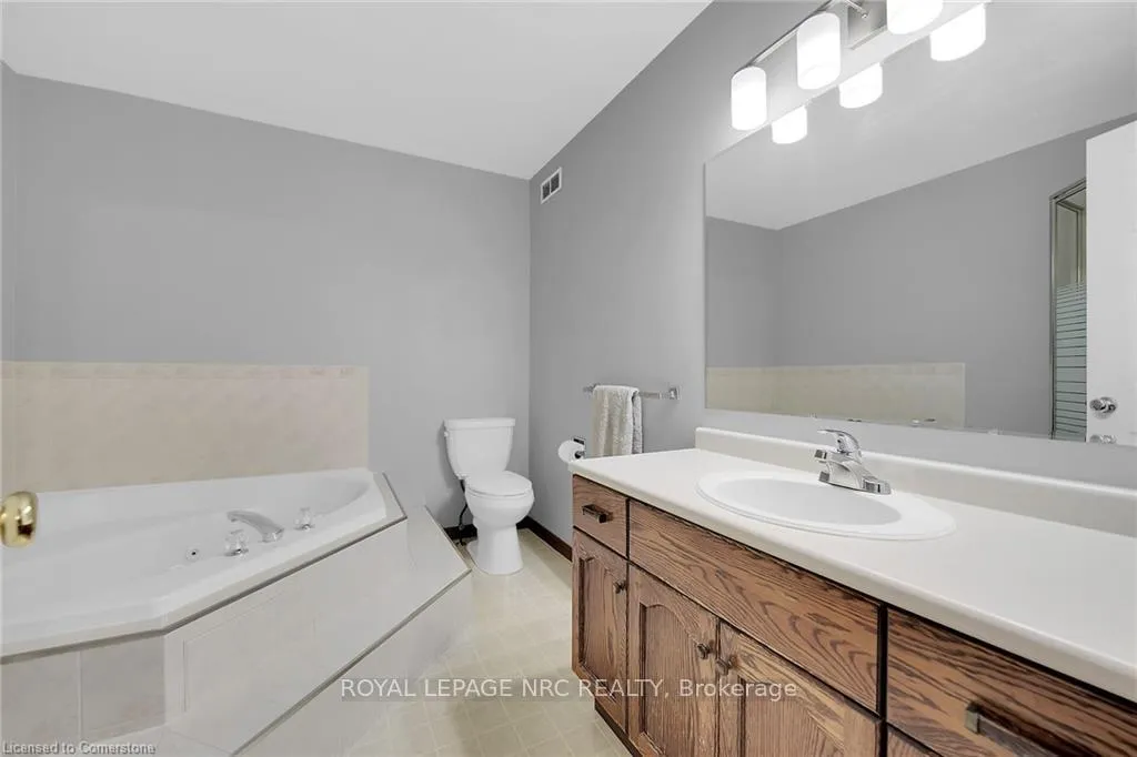 Photo 23 of 540 Sutor Road, Haldimand — HOMEH