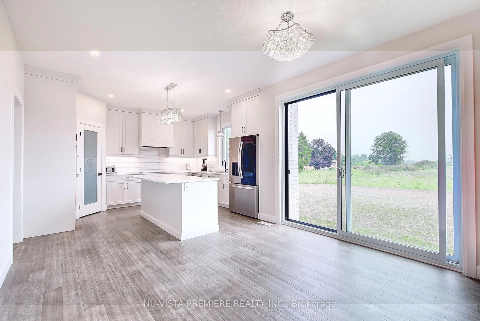 Photo 10 of 161 Mcleod Street, North Middlesex, Parkhill — HOMEH