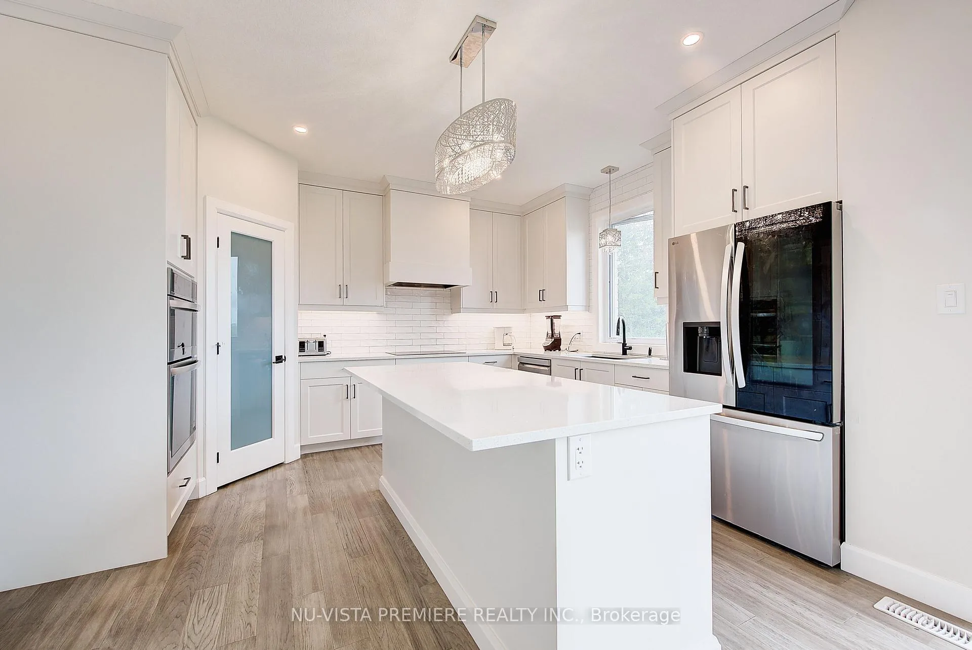 Photo 11 of 161 Mcleod Street, North Middlesex, Parkhill — HOMEH