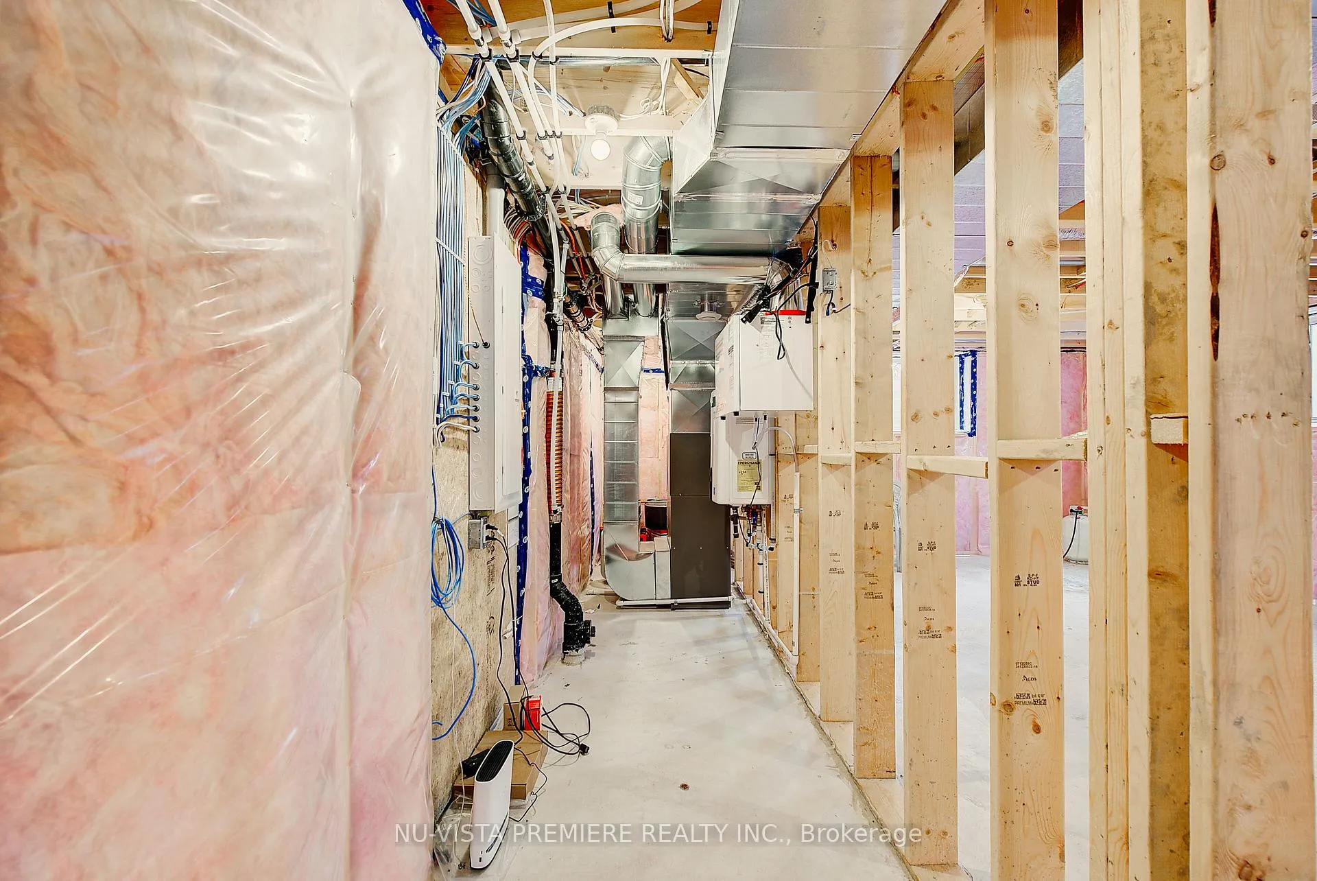 Photo 35 of 161 Mcleod Street, North Middlesex, Parkhill — HOMEH