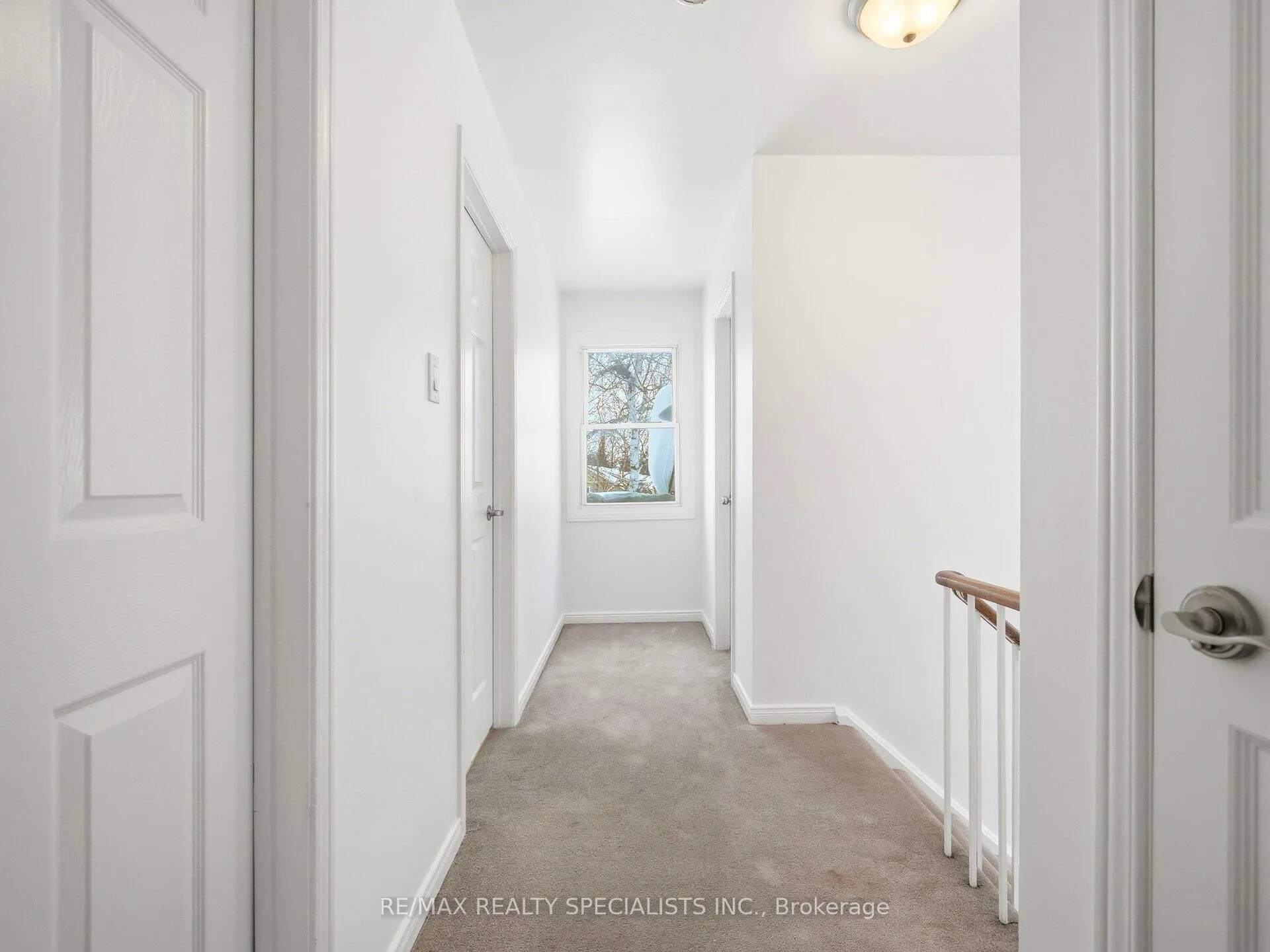 Photo 25 of 32 Courtleigh Square, Brampton, Heart Lake East — HOMEH
