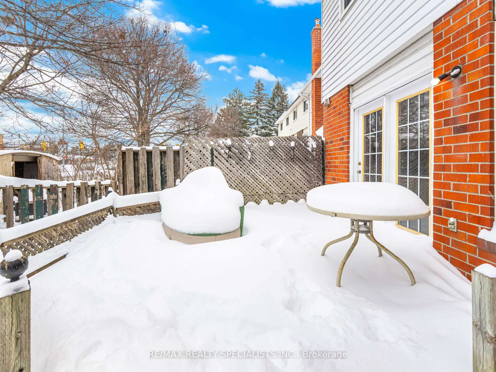 Photo 34 of 32 Courtleigh Square, Brampton, Heart Lake East — HOMEH