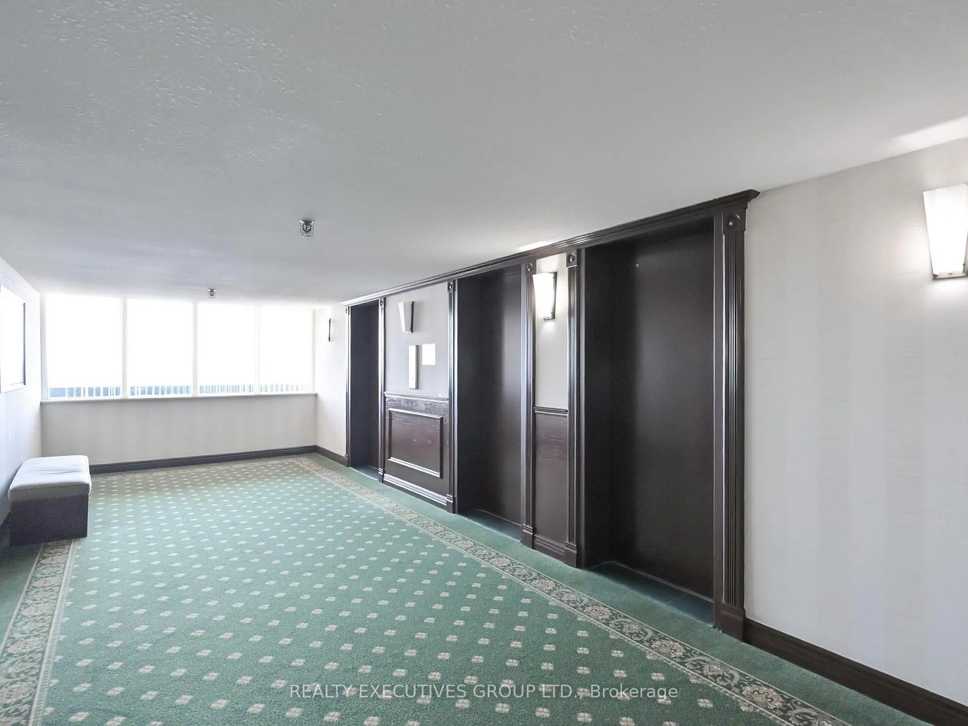 Photo 7 of Unit 1701, 8111 Yonge Street, Markham, Royal Orchard — HOMEH