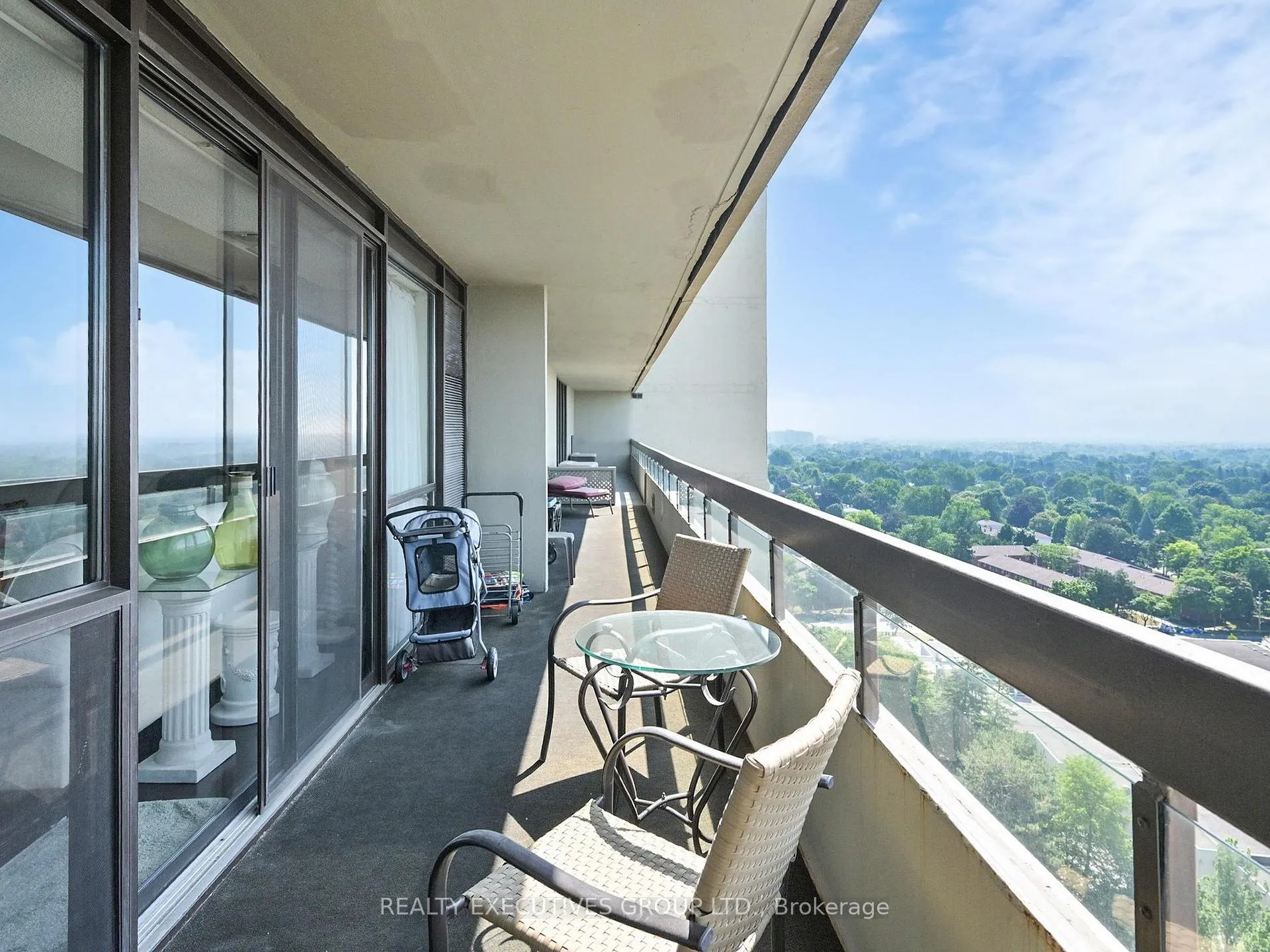 Photo 37 of Unit 1701, 8111 Yonge Street, Markham, Royal Orchard — HOMEH