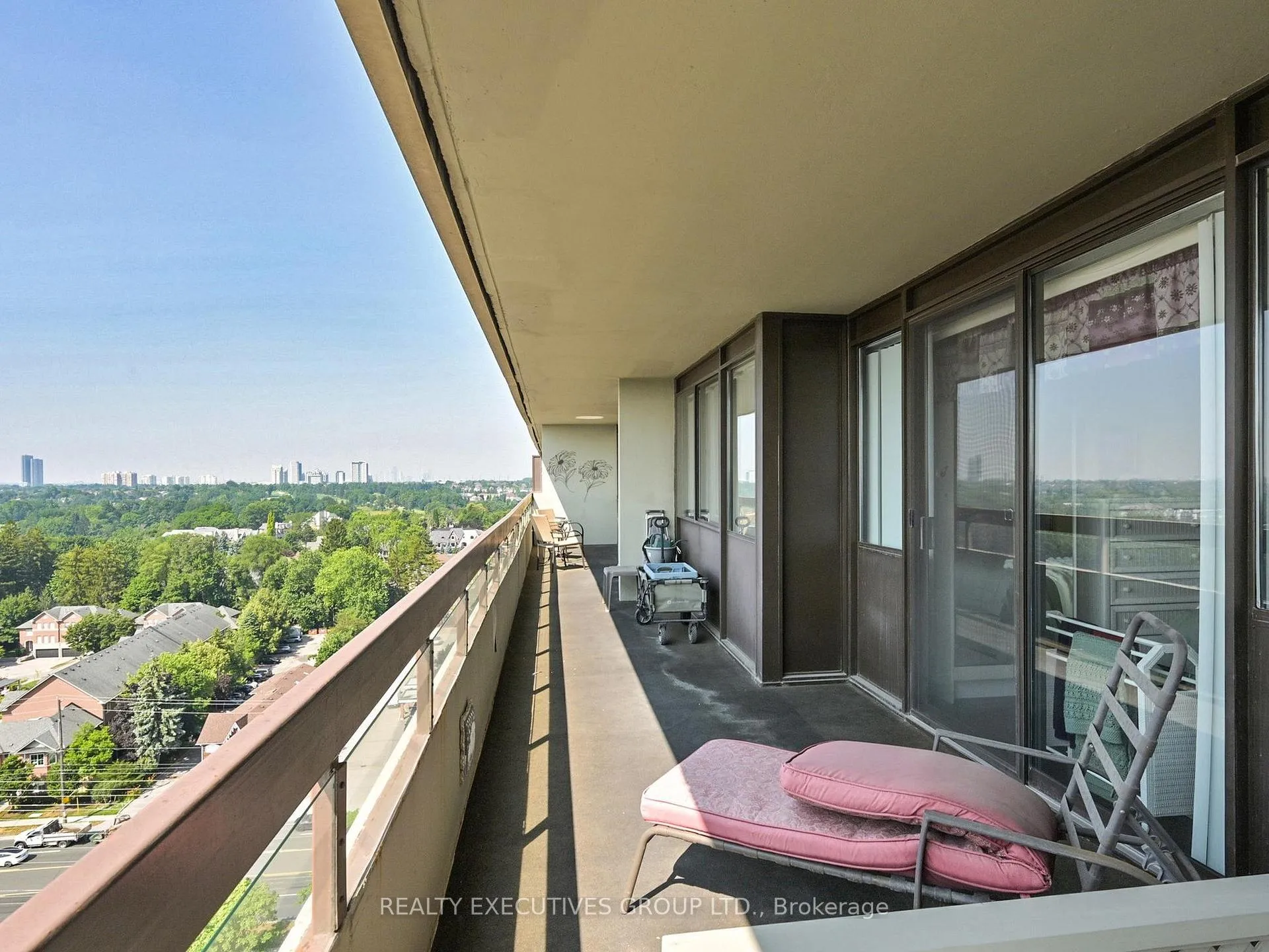 Photo 38 of Unit 1701, 8111 Yonge Street, Markham, Royal Orchard — HOMEH