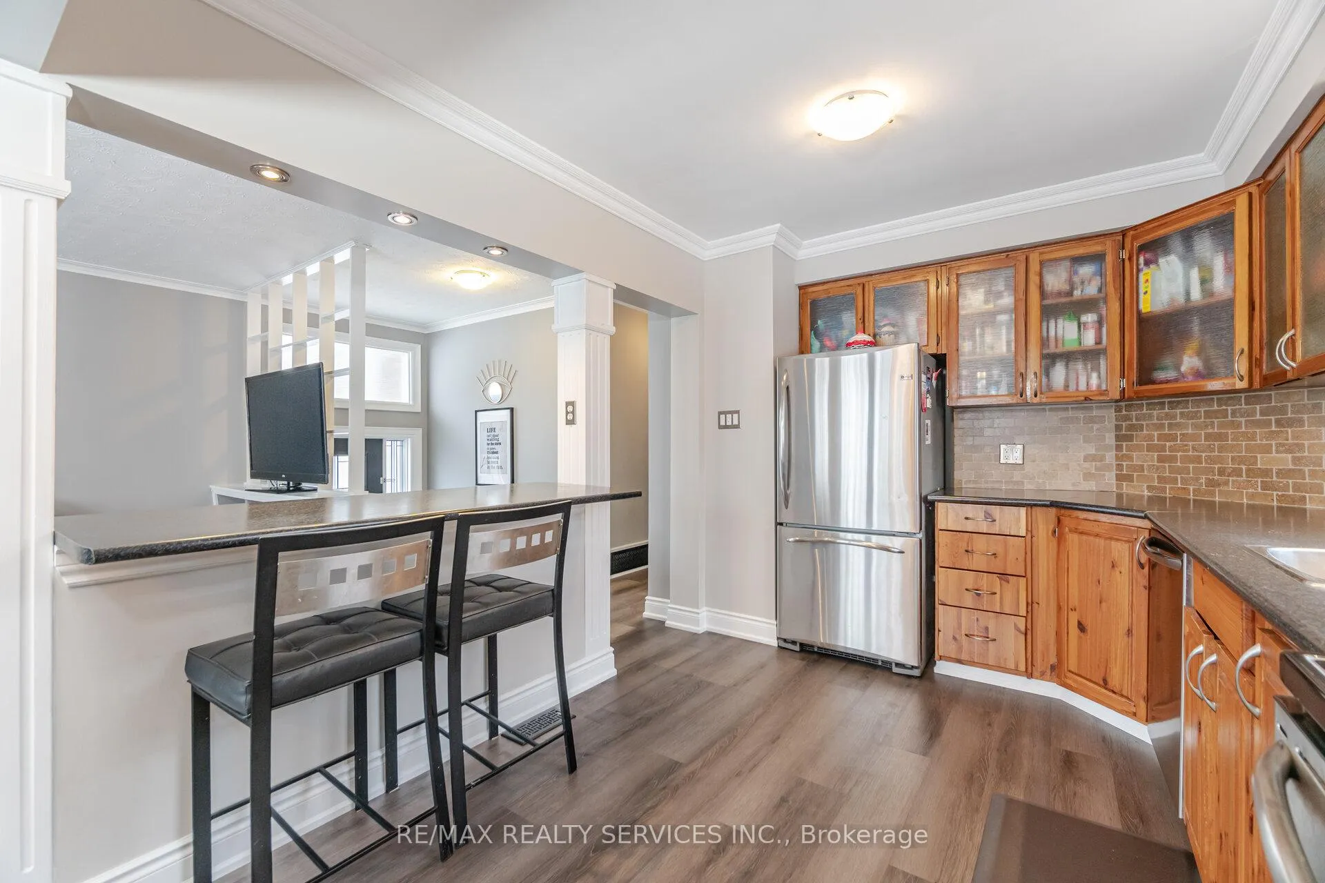 Photo 9 of 64 Kimbark Drive, Brampton, Northwood Park — HOMEH