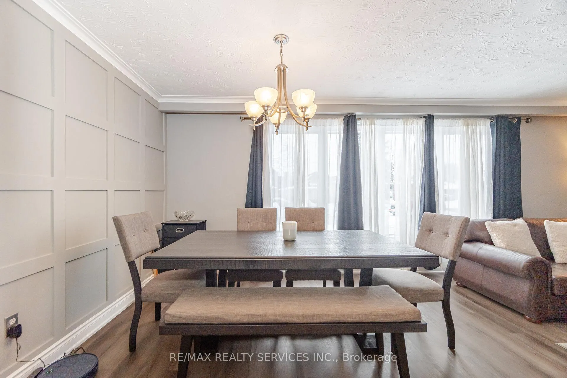 Photo 11 of 64 Kimbark Drive, Brampton, Northwood Park — HOMEH