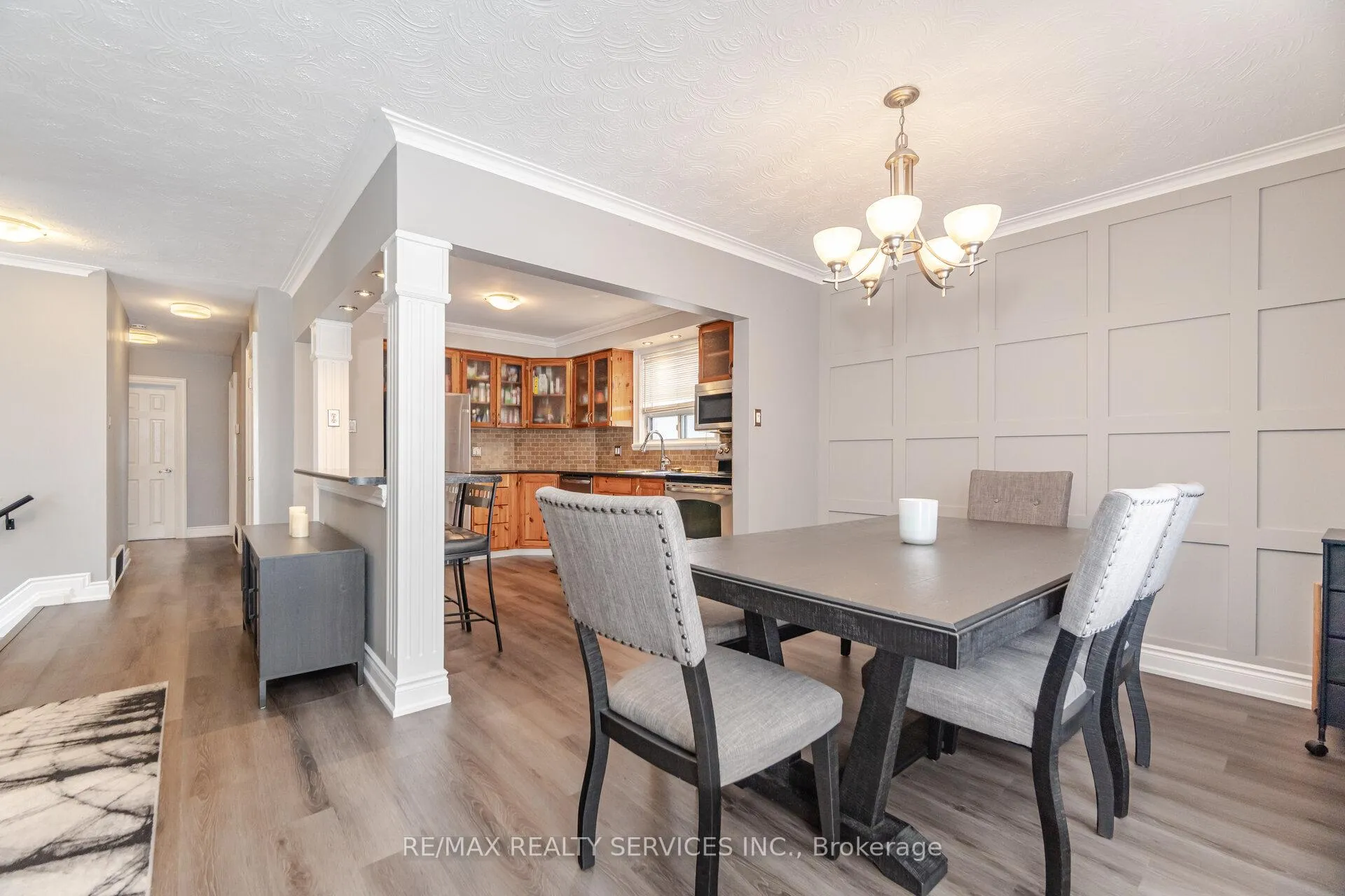 Photo 12 of 64 Kimbark Drive, Brampton, Northwood Park — HOMEH