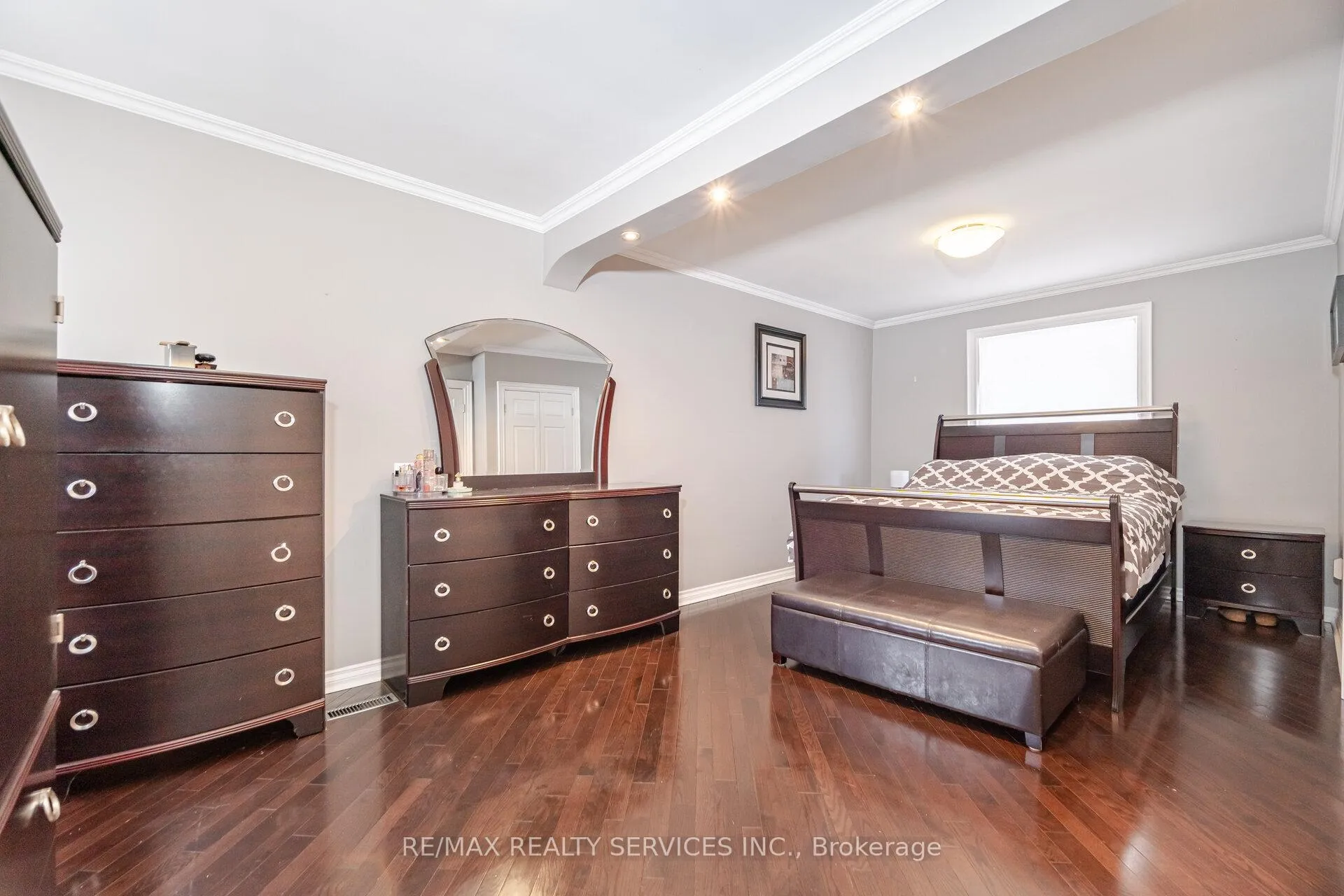 Photo 16 of 64 Kimbark Drive, Brampton, Northwood Park — HOMEH