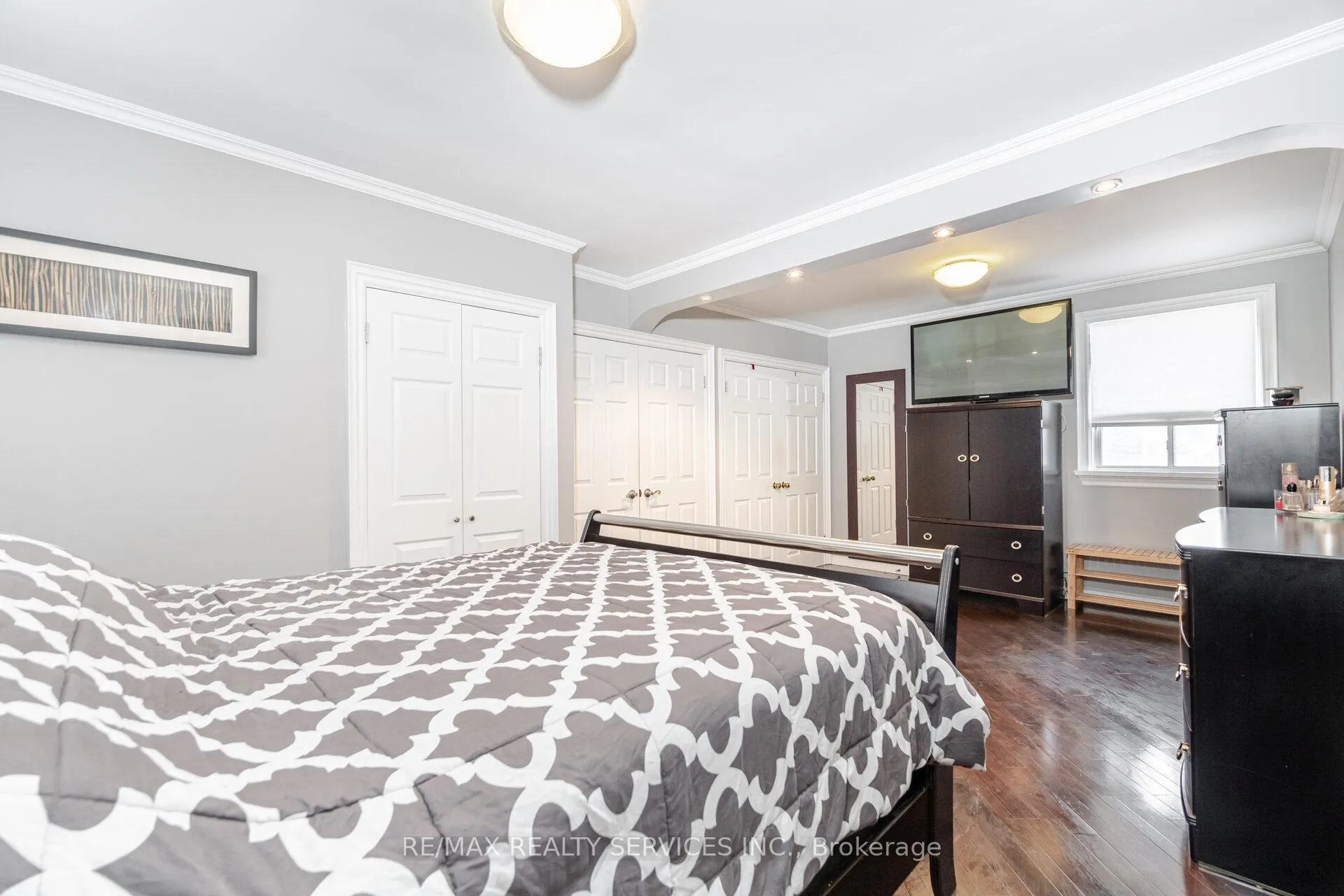 Photo 17 of 64 Kimbark Drive, Brampton, Northwood Park — HOMEH