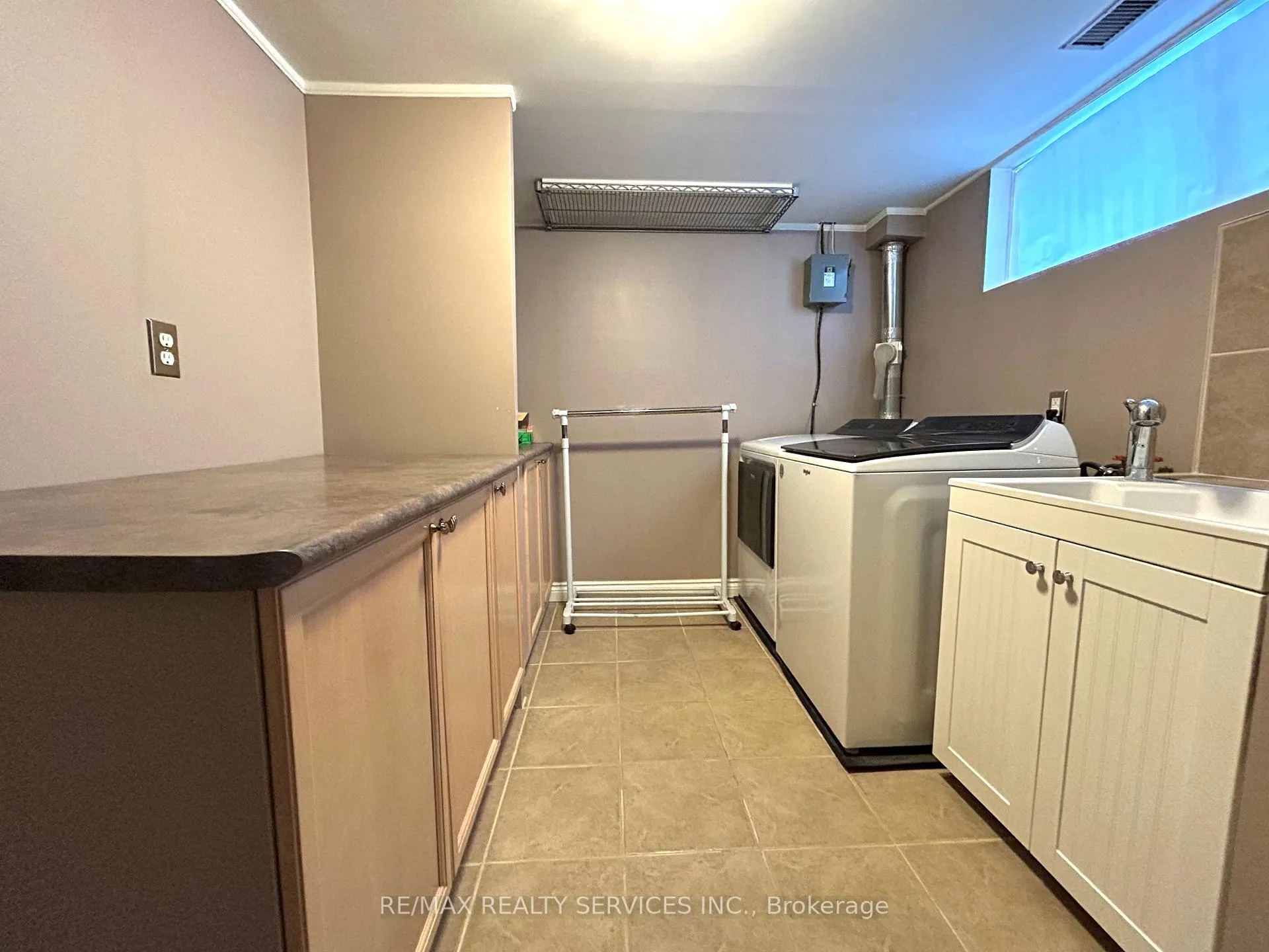Photo 33 of 64 Kimbark Drive, Brampton, Northwood Park — HOMEH