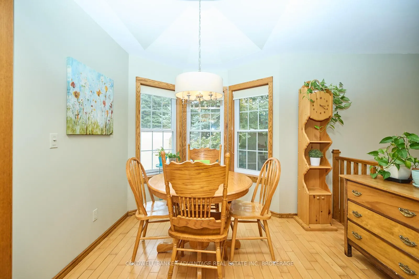 Photo 21 of 1435 Station Street, Pelham, Fonthill — HOMEH