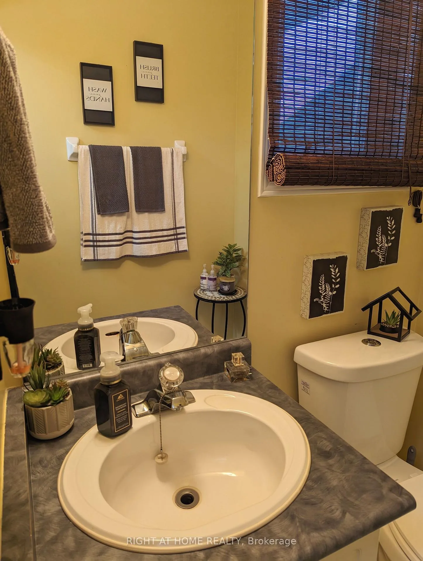 Photo 14 of 44 Parkside Crescent, Essa, Angus — HOMEH
