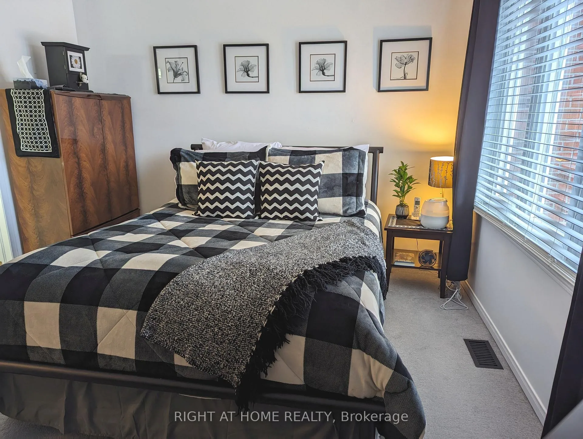 Photo 17 of 44 Parkside Crescent, Essa, Angus — HOMEH